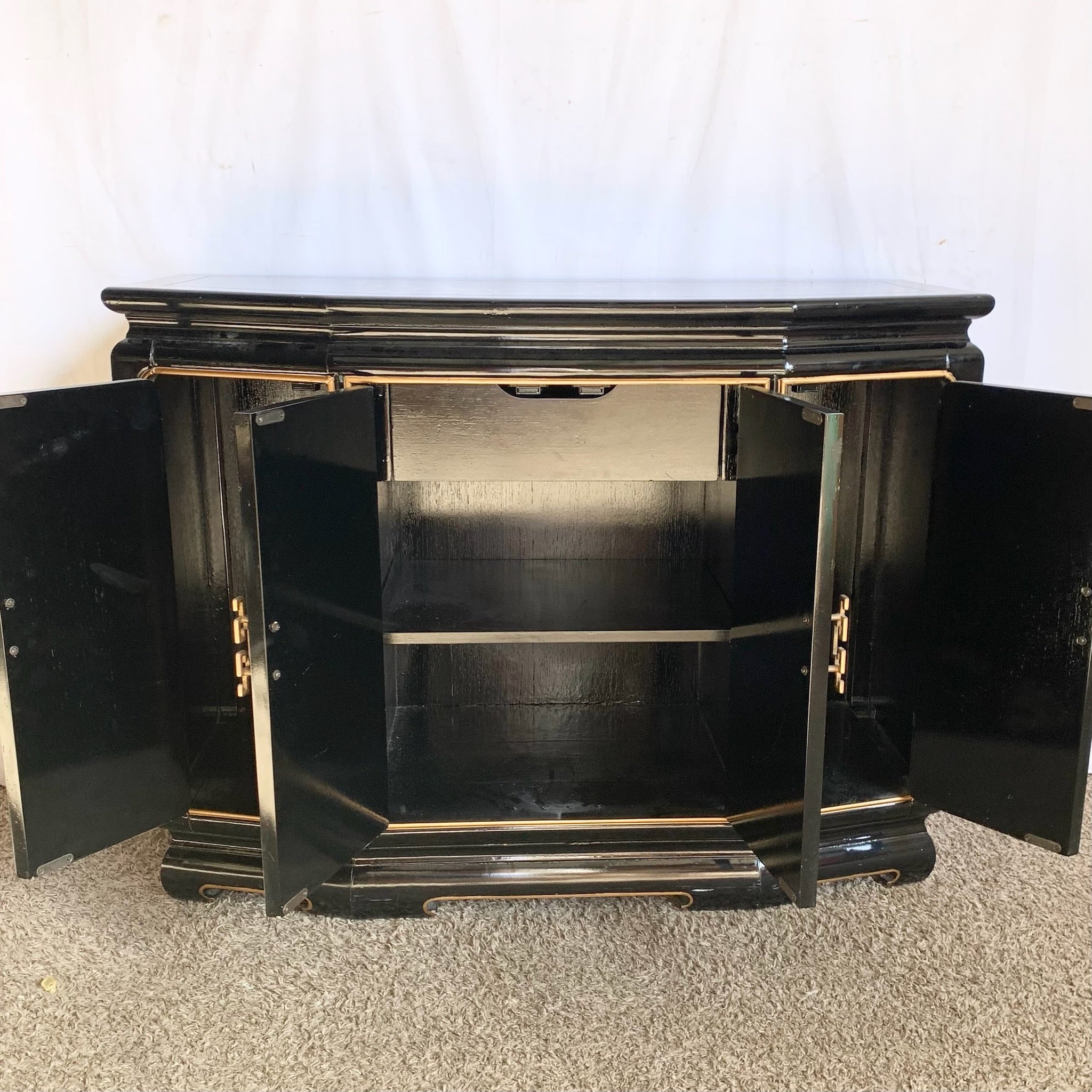Chinese Black Lacquered Hand Painted Credenza/Sideboard