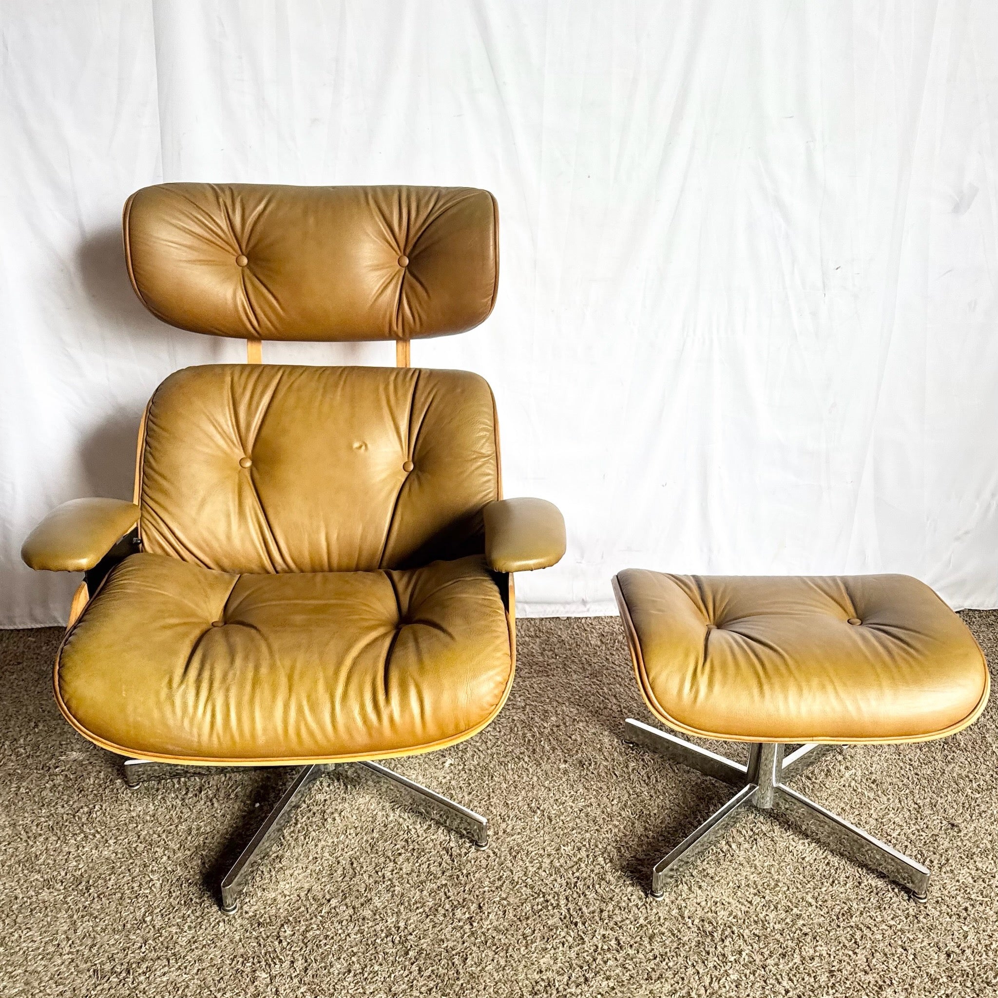 Mid Century Modern Eames Style Lounge Chair With Ottoman Dolphin & Flamingo