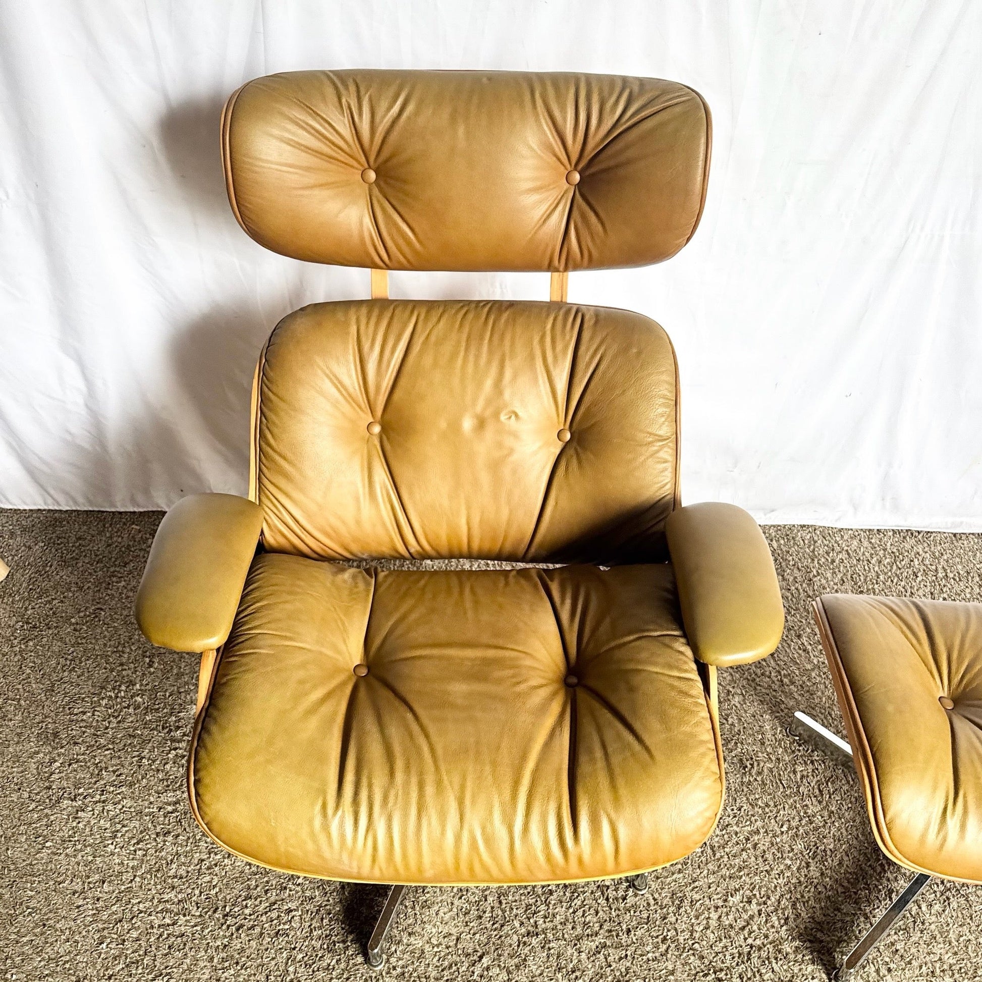 Mid Century Modern Eames Style Lounge Chair With Ottoman Dolphin & Flamingo