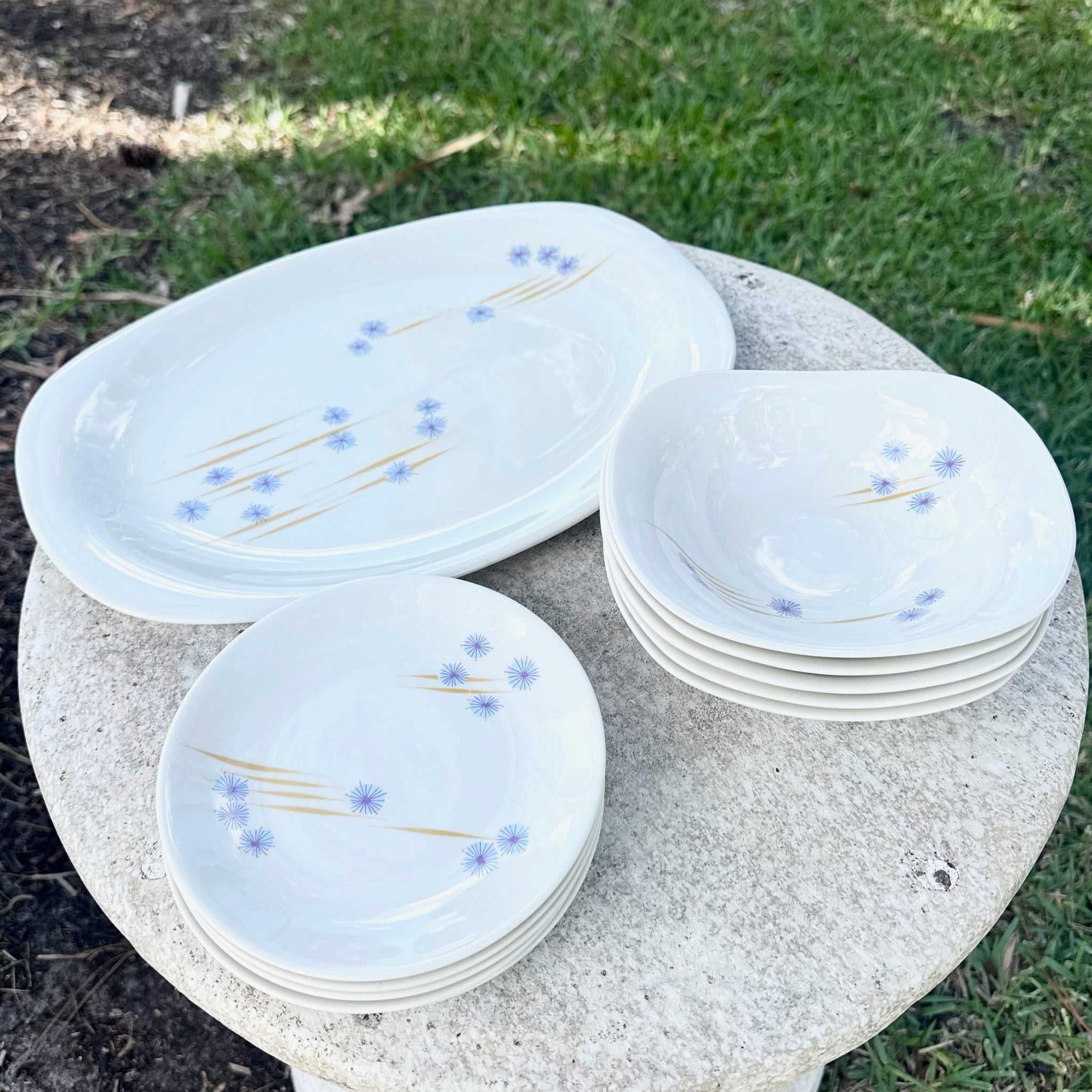 Mid Century Modern Iroquois Parasols Dish Set by Ben Seibel - 11 Pieces Dolphin & Flamingo