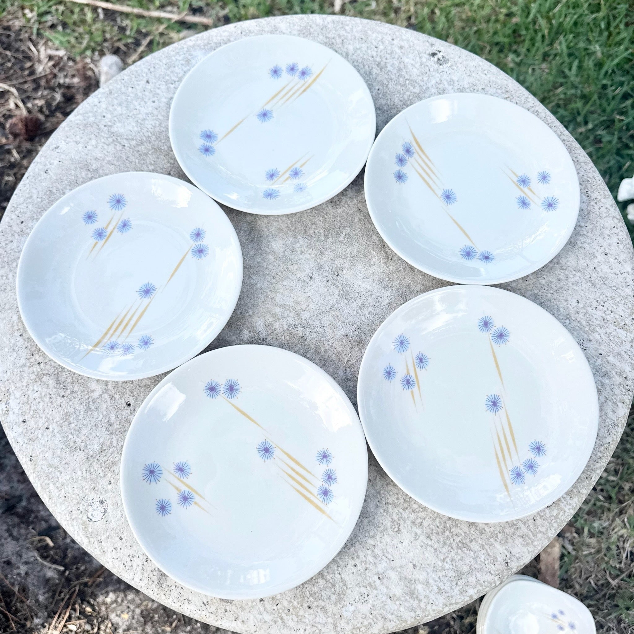 Mid Century Modern Iroquois Parasols Dish Set by Ben Seibel - 11 Pieces Dolphin & Flamingo