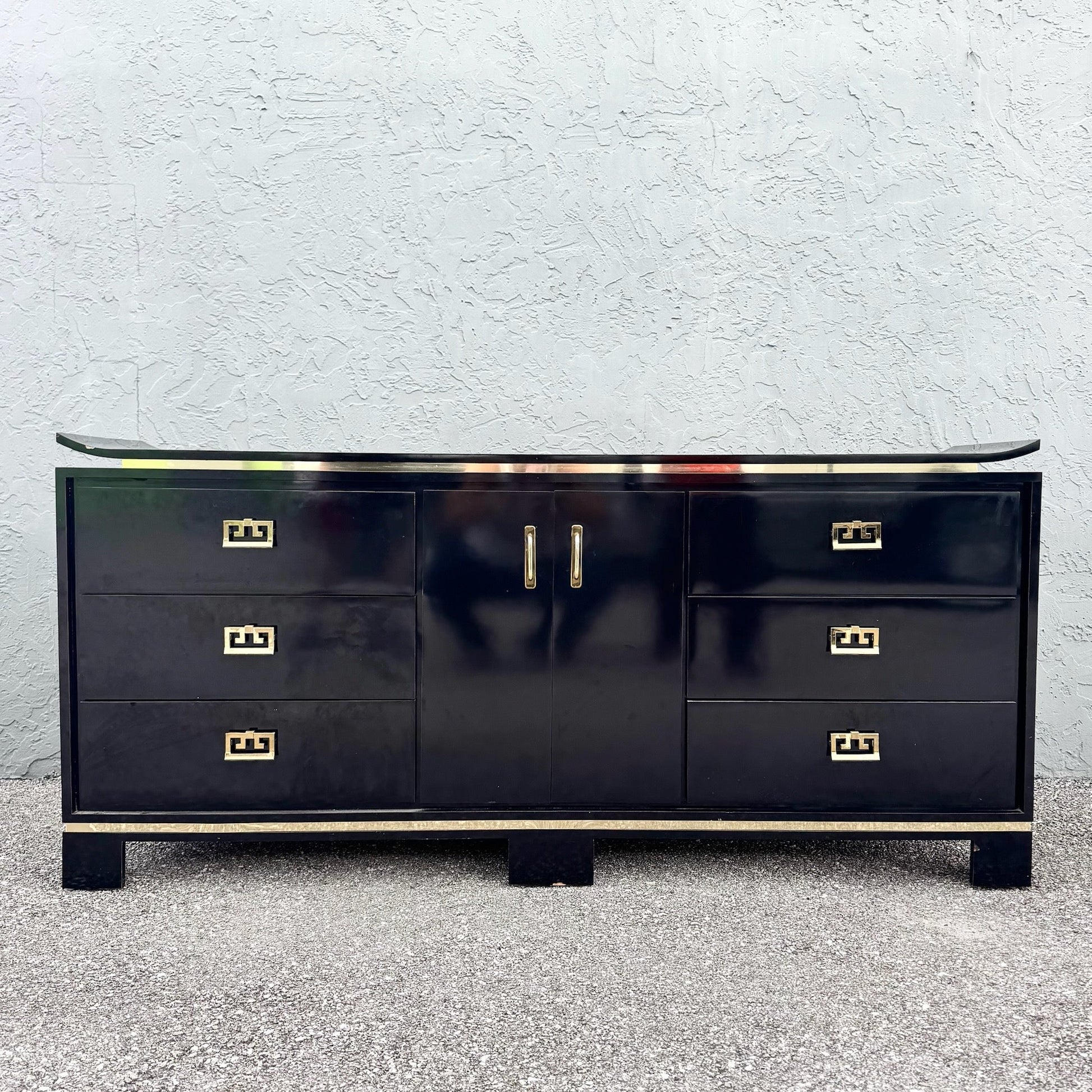 Chinoiserie Black Gloss Laminate Dresser With Gold Accents Dolphin & Flamingo