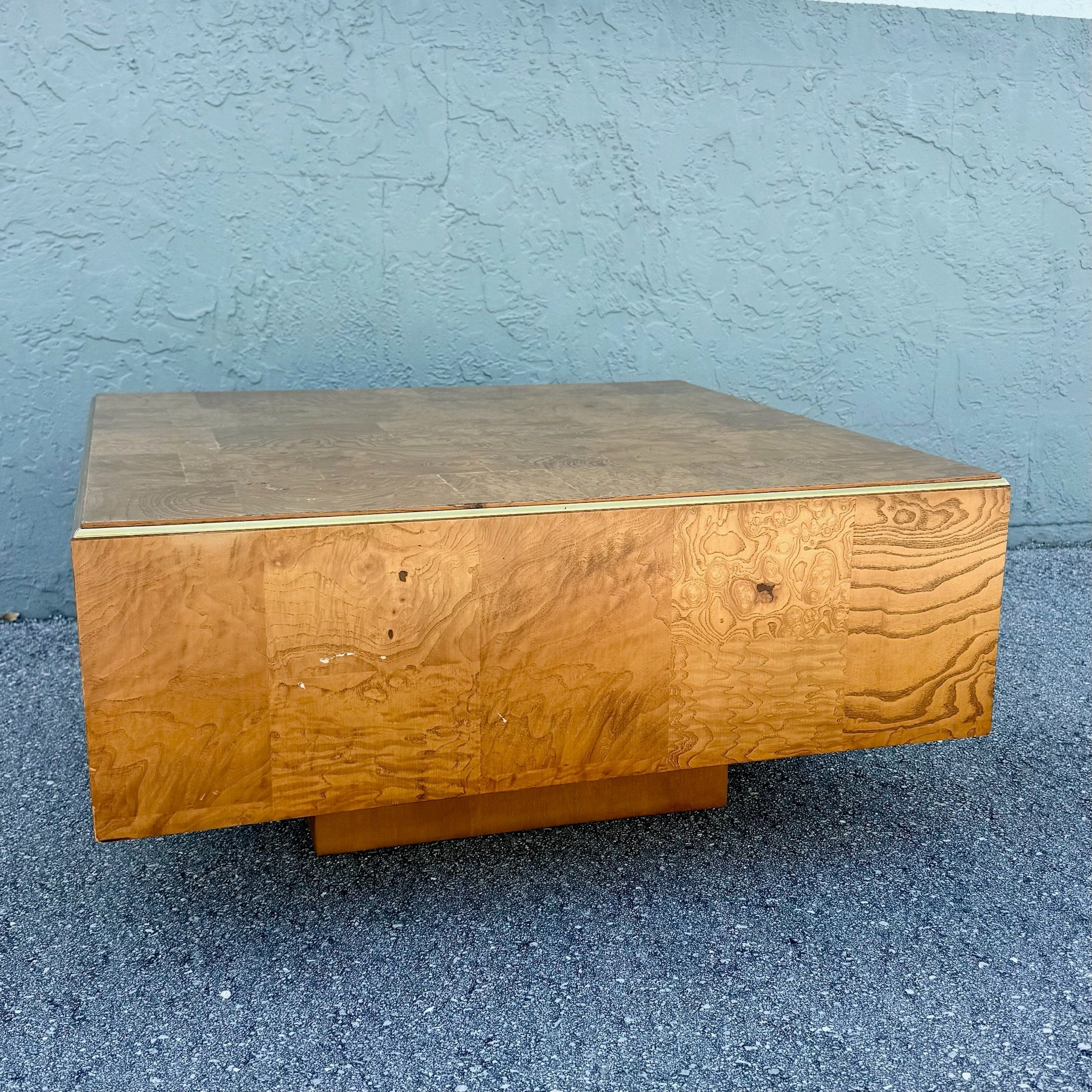 Hollywood Regency Burlwood Coffee Table With Gold Accent Dolphin & Flamingo