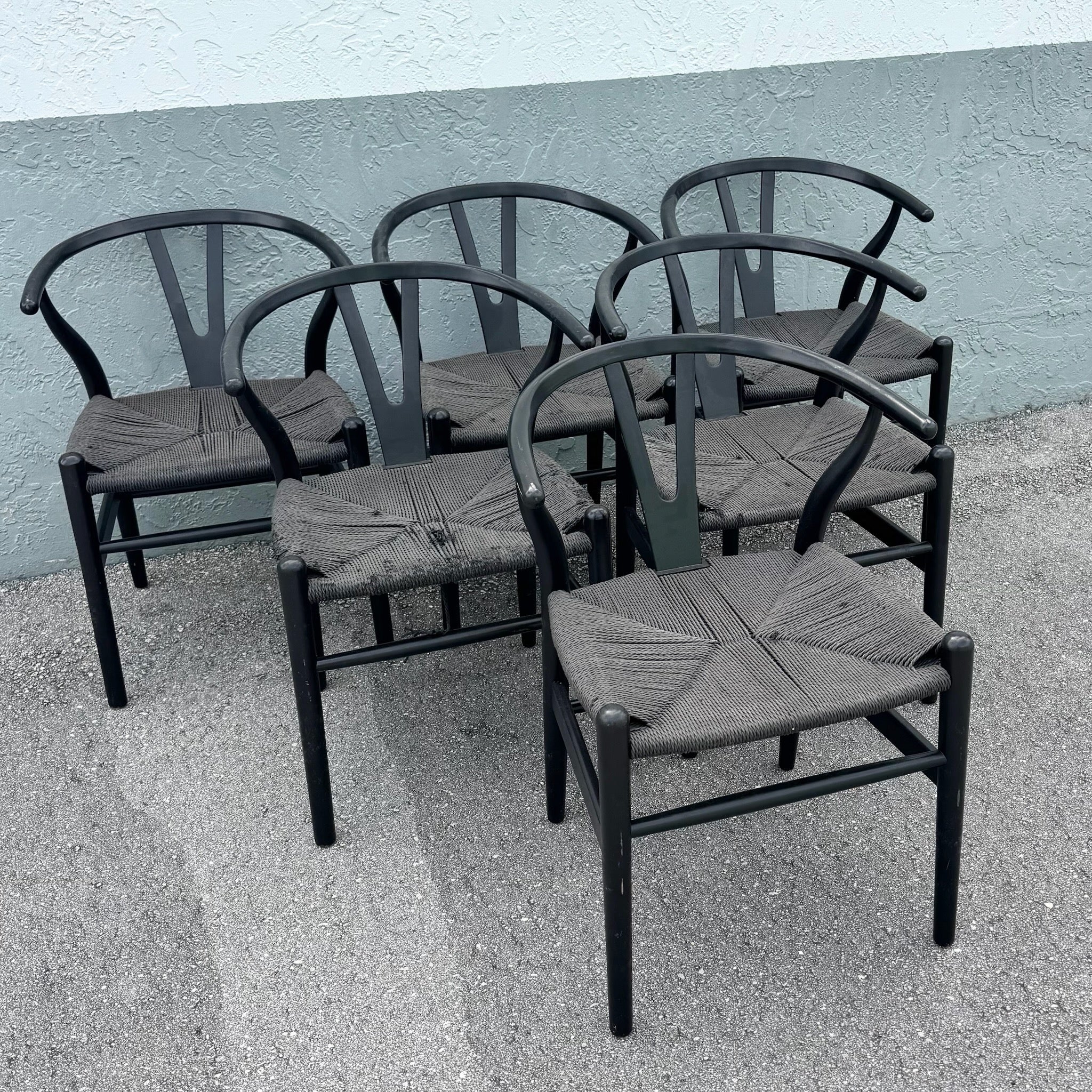 Vintage Weave Wishbone Dining Chairs - Set of 6 Dolphin & Flamingo