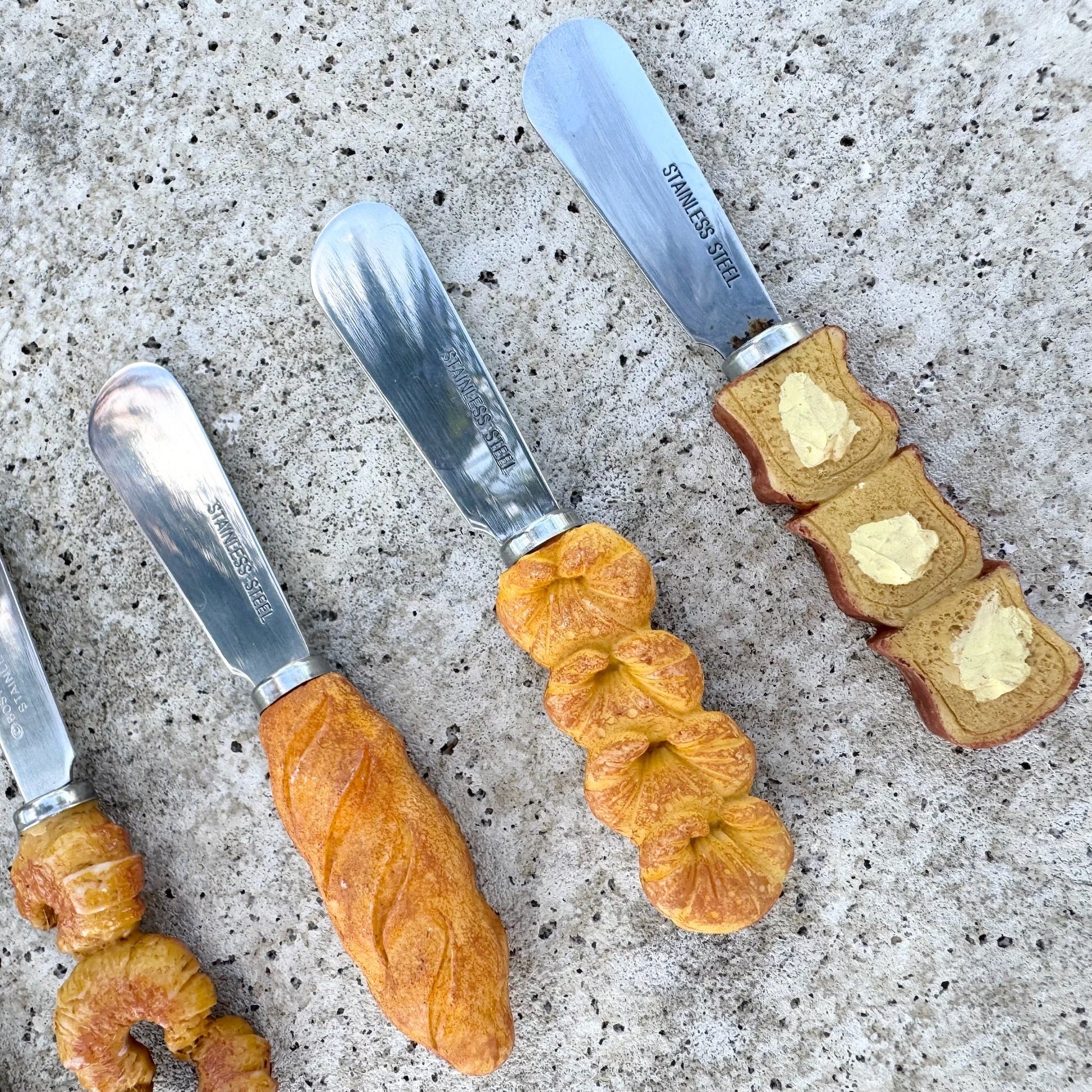 Vintage Breakfast Bread Themed Butter Knives - Set of 5 Dolphin & Flamingo
