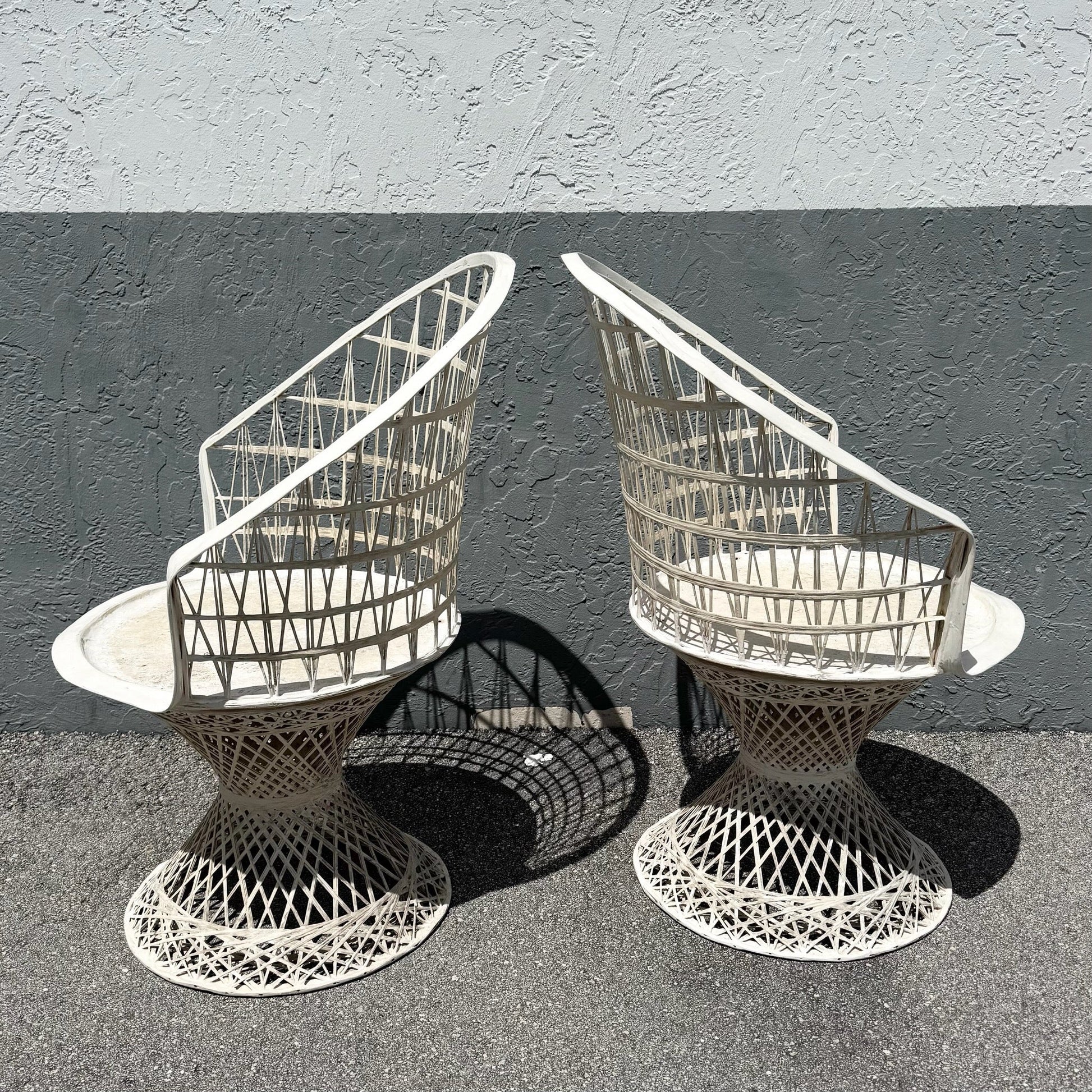 Mid Century Modern Spun Fiberglass Bistro Set - 3 Pieces Dolphin & Flamingo