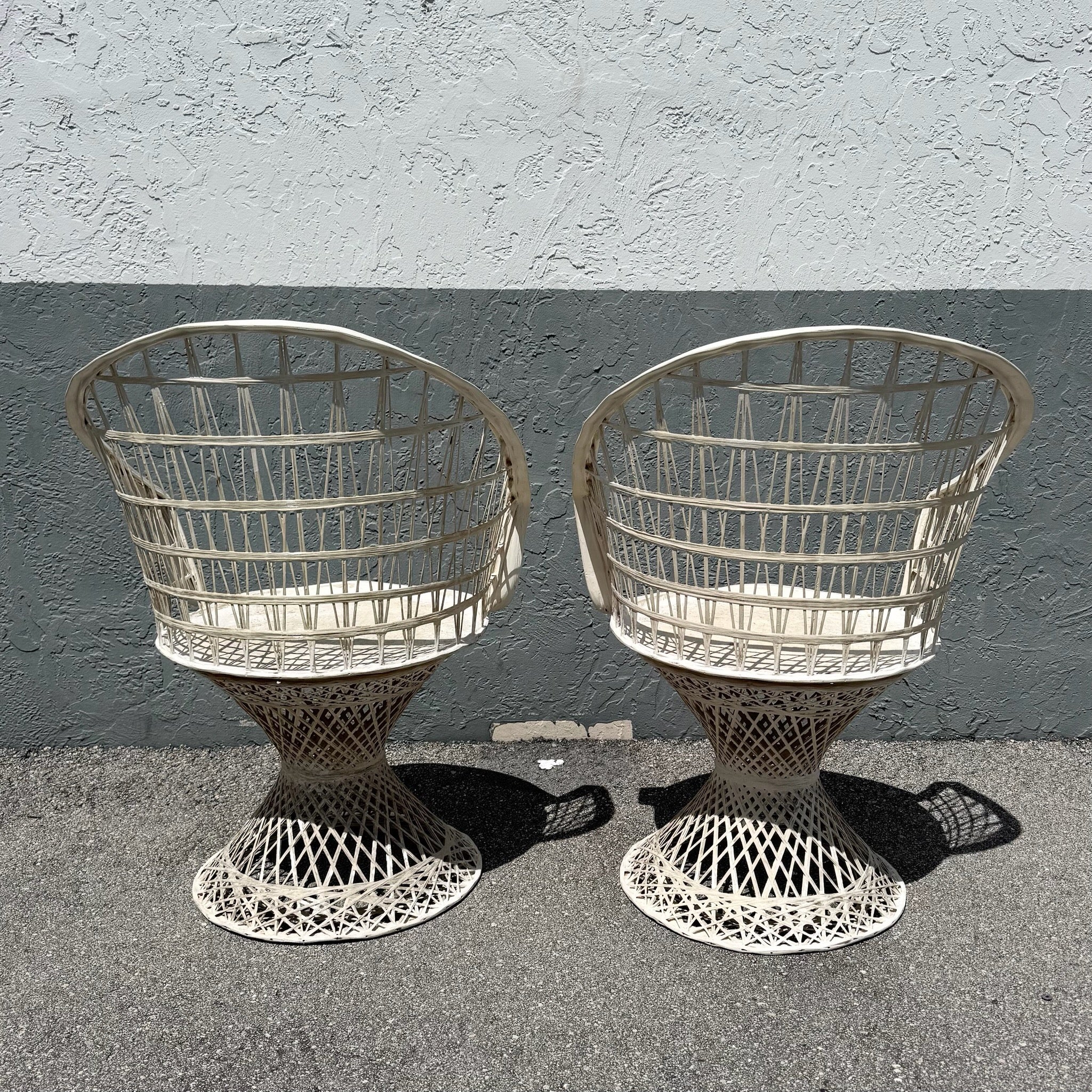 Mid Century Modern Spun Fiberglass Bistro Set - 3 Pieces Dolphin & Flamingo