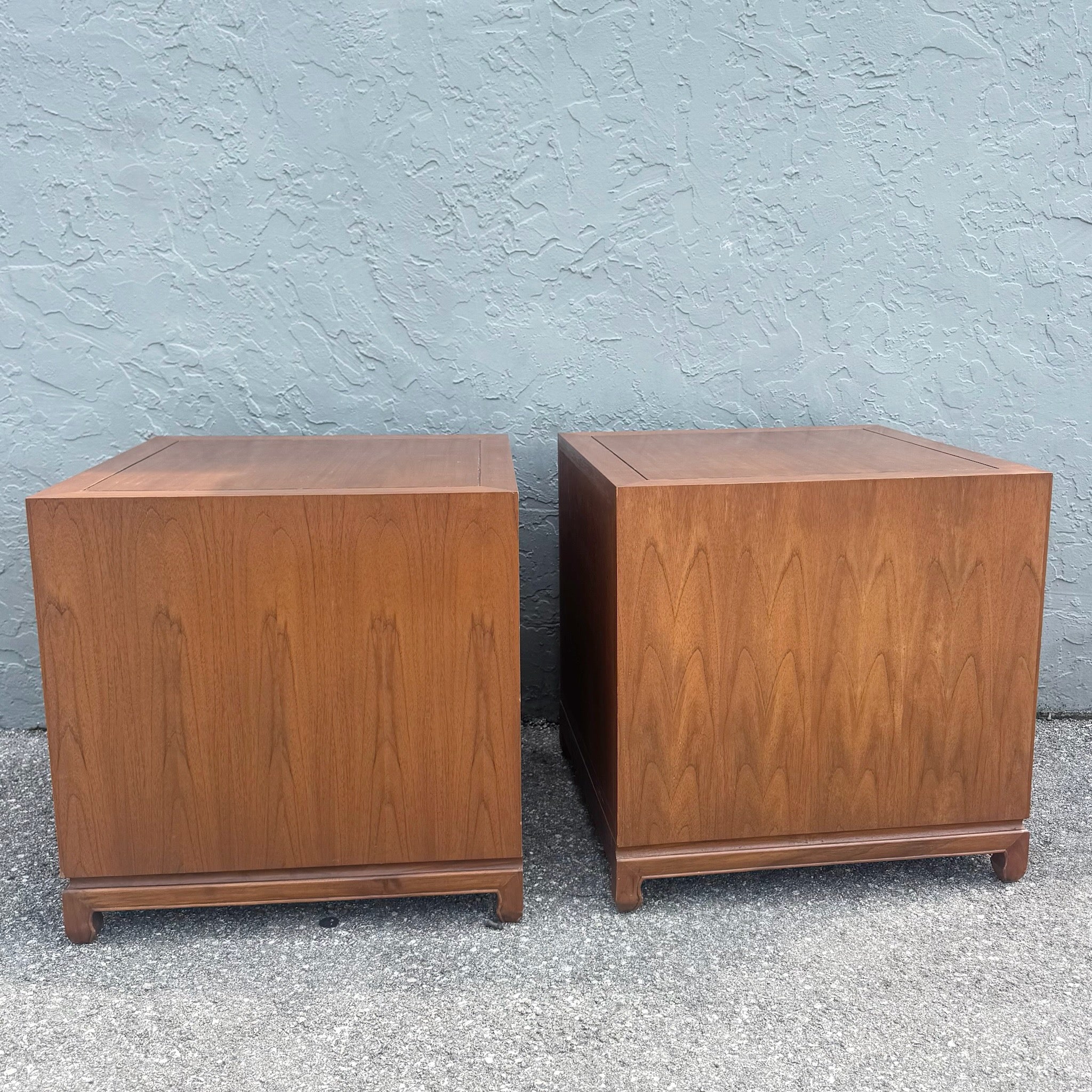 Taiwanese Walnut Cubic Side Tables/Nighstands by Ricardo Lynn - A Pair Dolphin & Flamingo