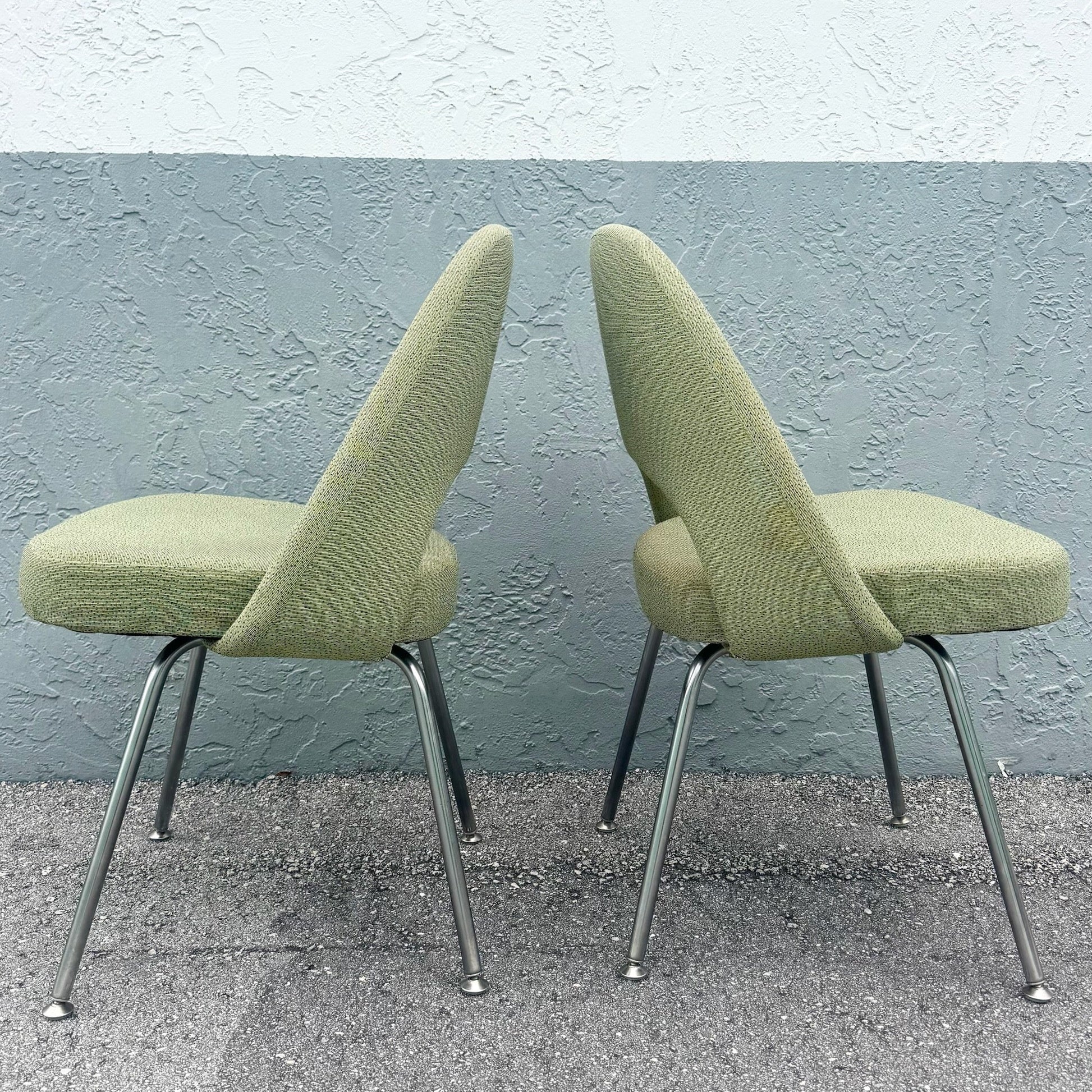 2001 Saarinem Executive Side Chairs for Knoll, Model 72c - Set of 6 Dolphin & Flamingo