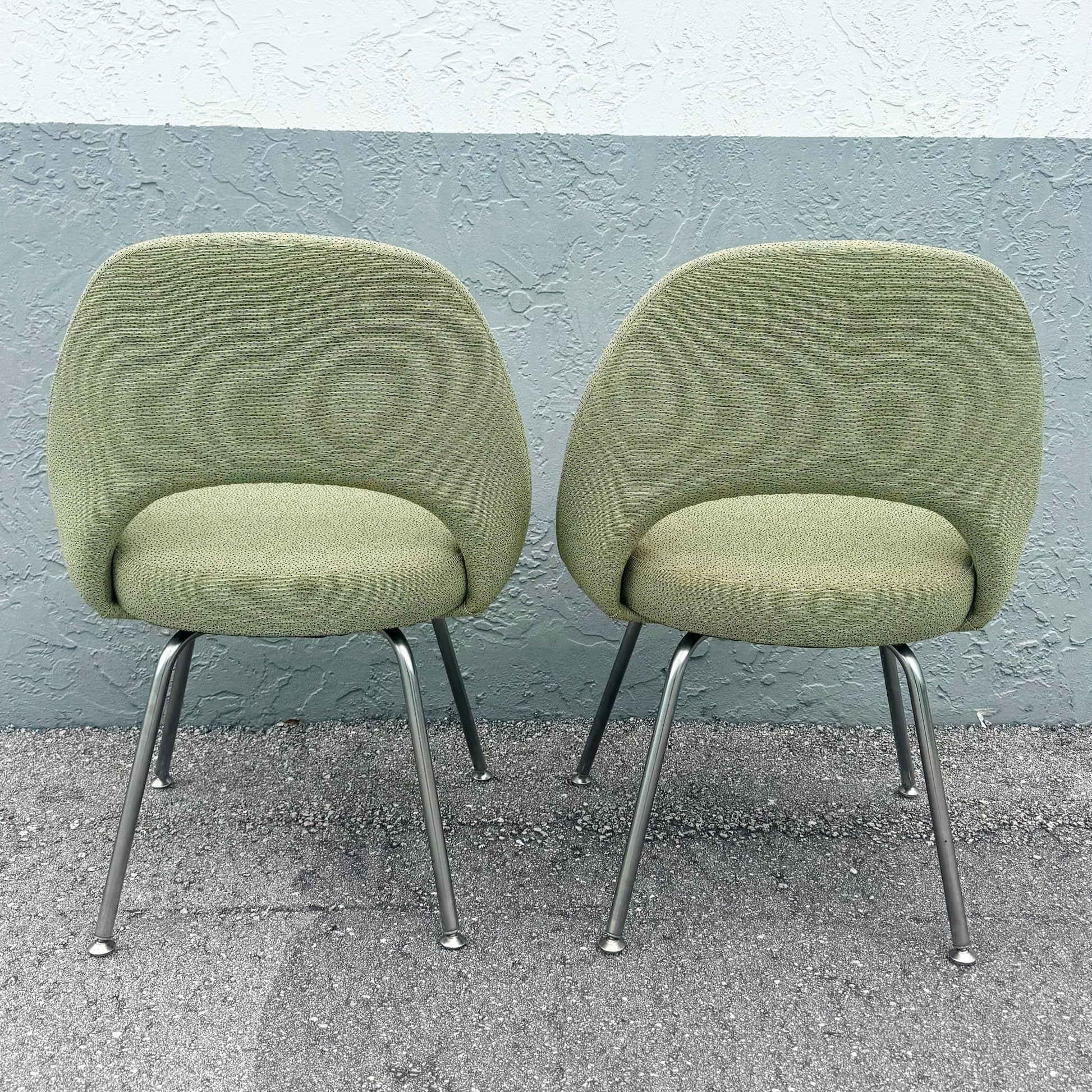 2001 Saarinem Executive Side Chairs for Knoll, Model 72c - Set of 6 Dolphin & Flamingo
