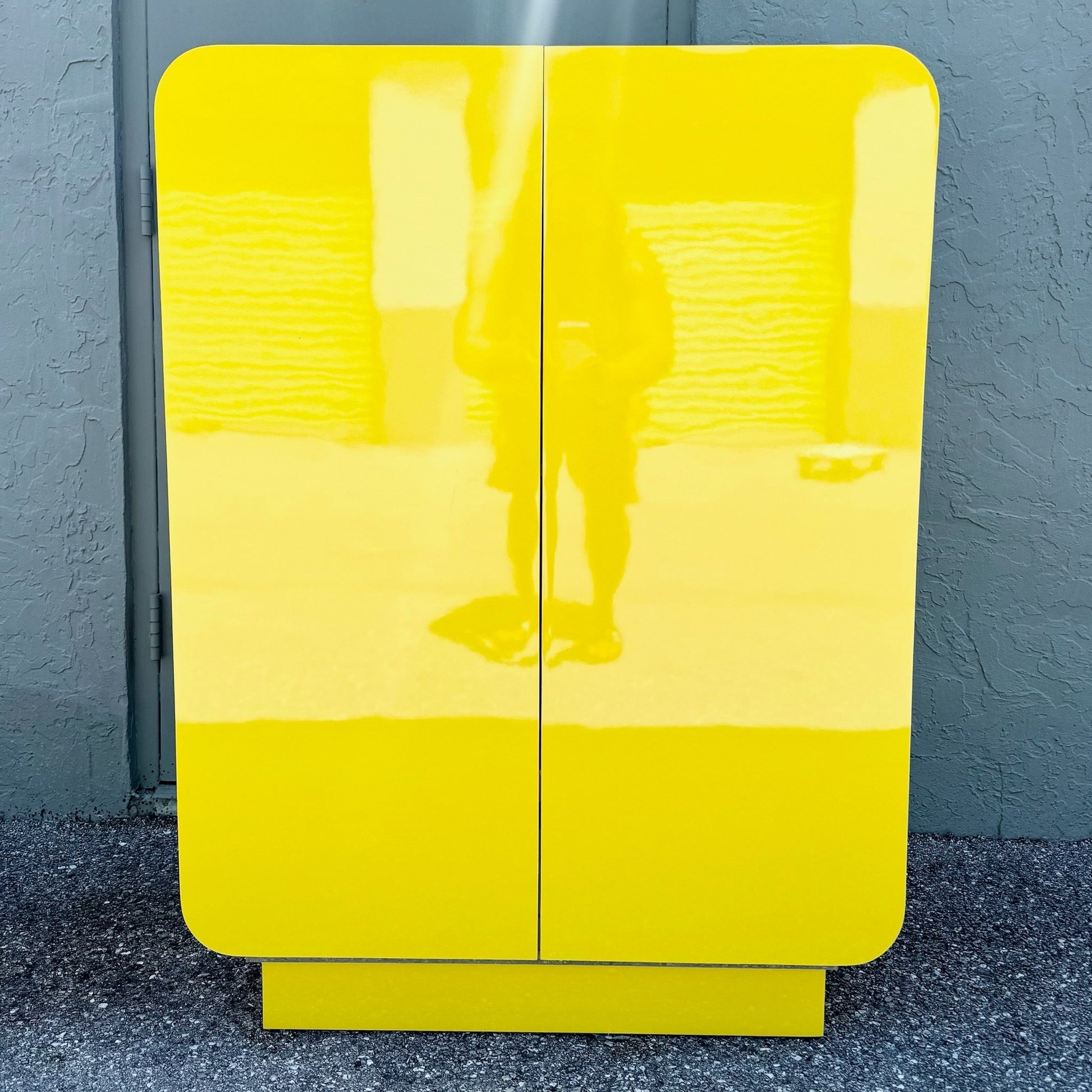Postmodern Yellow Gloss Laminate Waterfall Cabinet With Gold Accents Dolphin & Flamingo