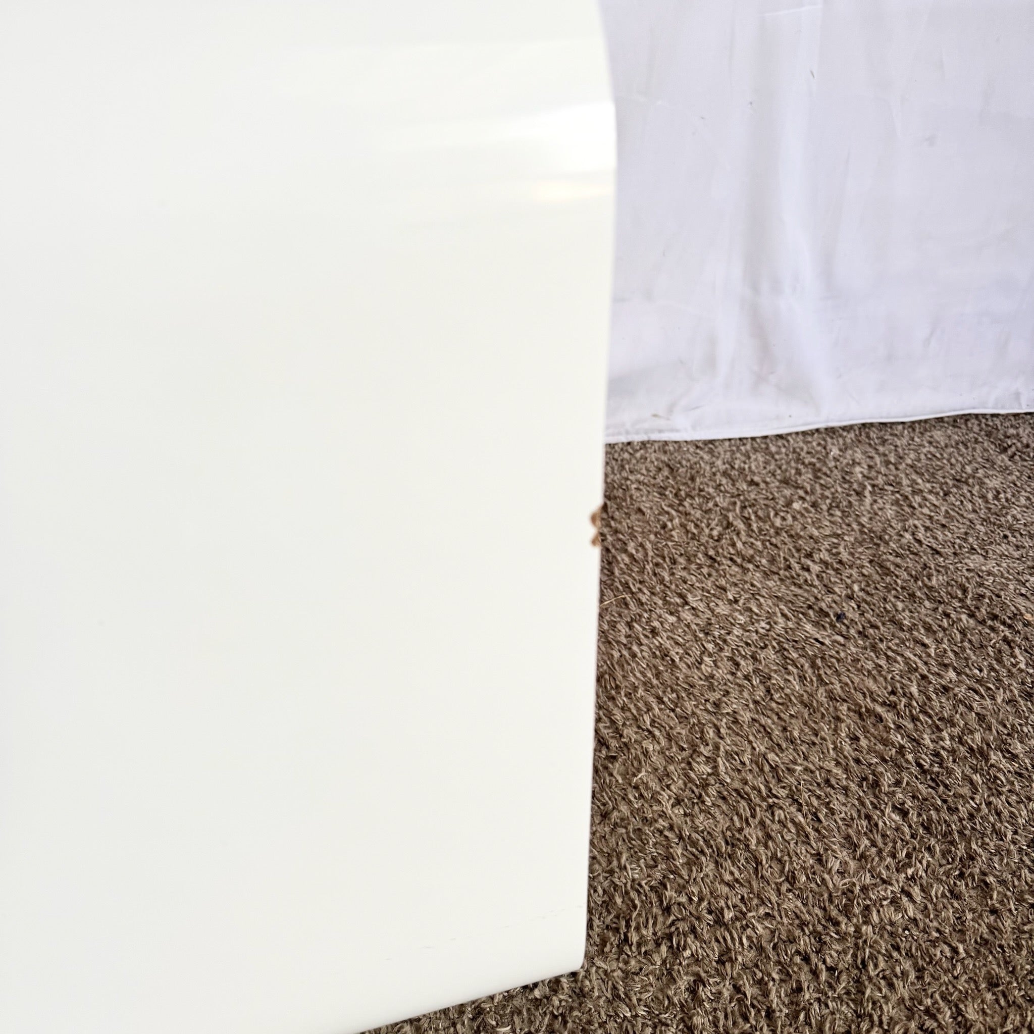 Postmodern White Lacquer Laminate Waterfall Nightstands