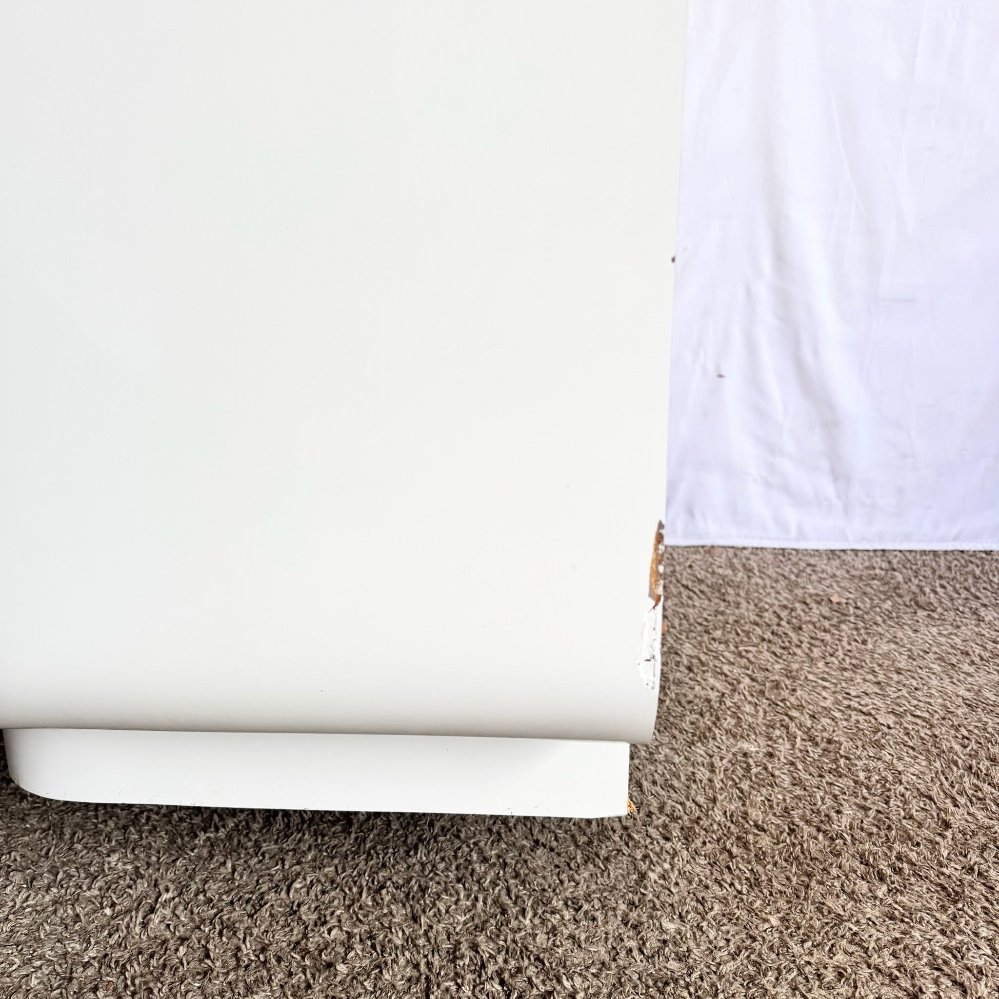 Postmodern White Lacquer Laminate Waterfall Armoire