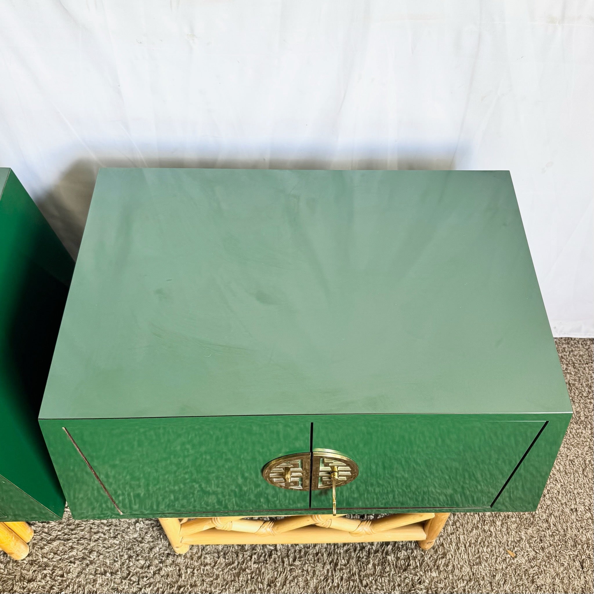 Postmodern Chinoiserie Green Lacquer Laminate Rattan Nightstands With Brass Accents - A Pair