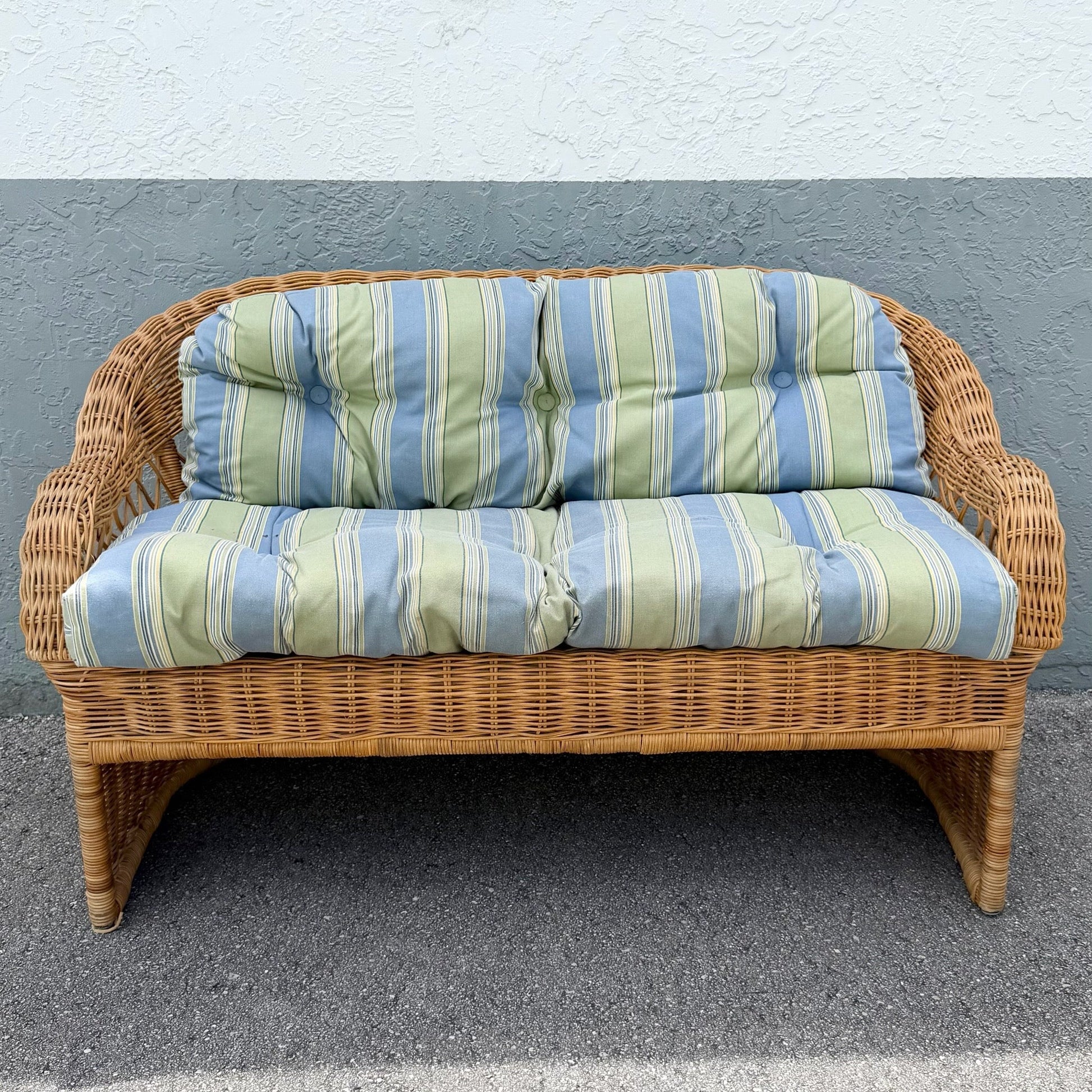 Vintage Boho Chic Woven Wicker Love Seat Dolphin & Flamingo