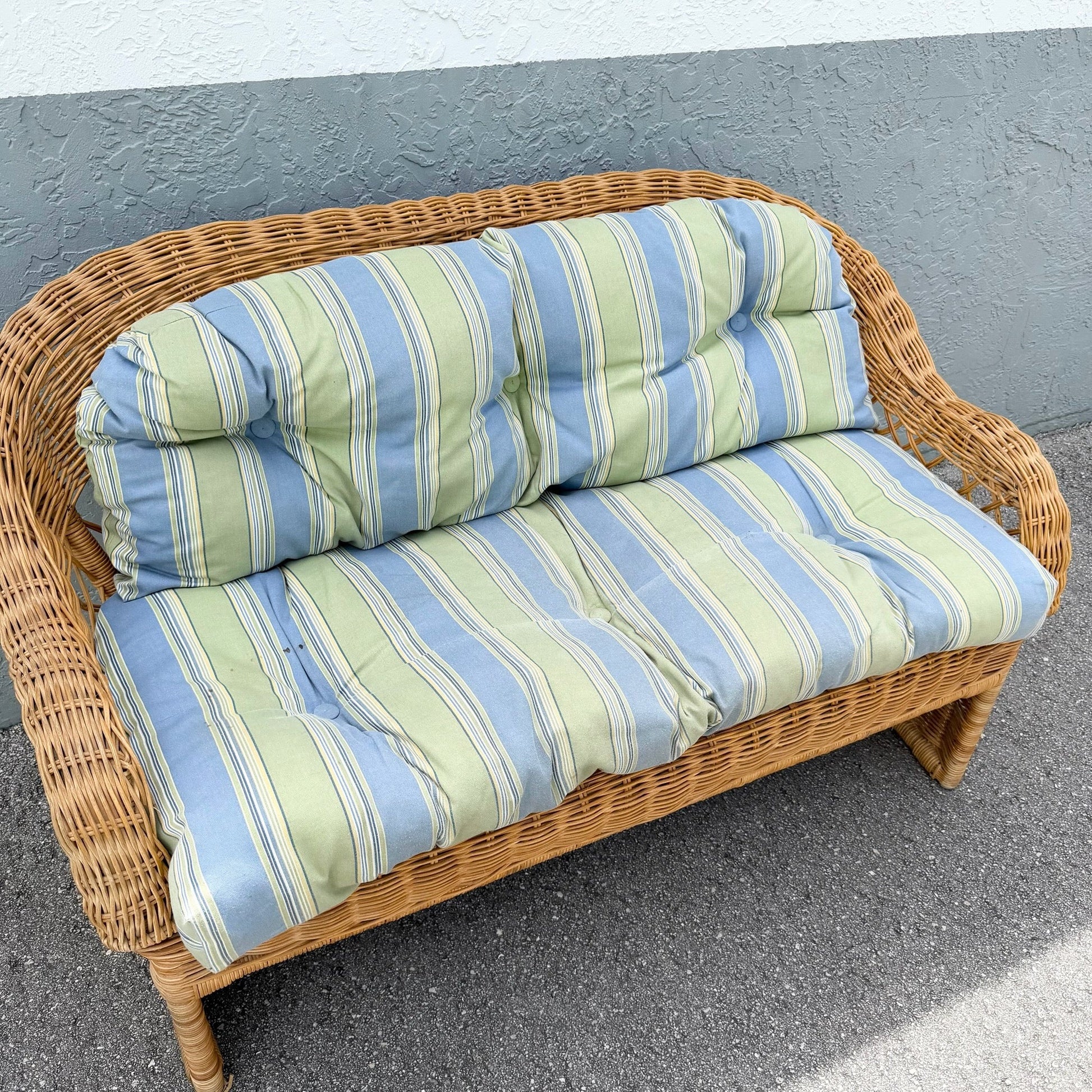 Vintage Boho Chic Woven Wicker Love Seat Dolphin & Flamingo