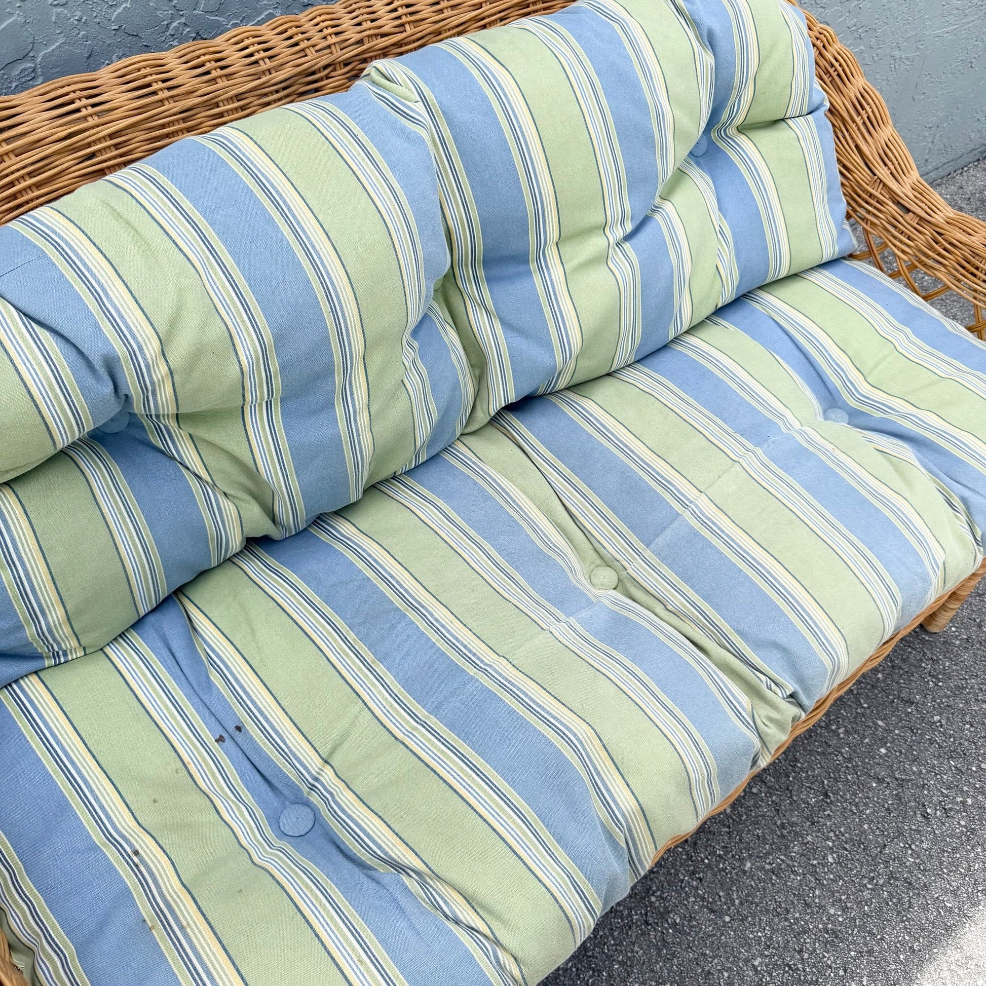 Vintage Boho Chic Woven Wicker Love Seat Dolphin & Flamingo