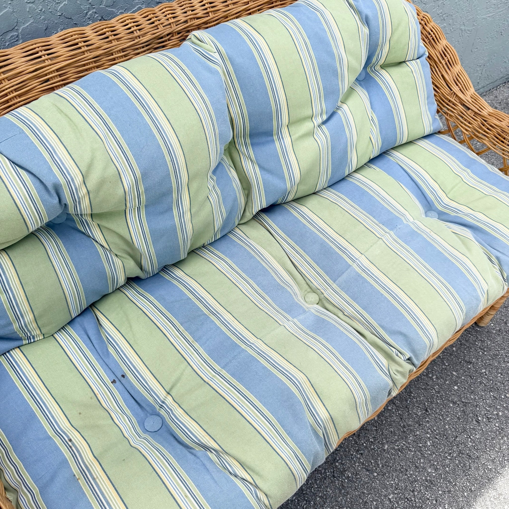 Vintage Boho Chic Woven Wicker Love Seat Dolphin & Flamingo