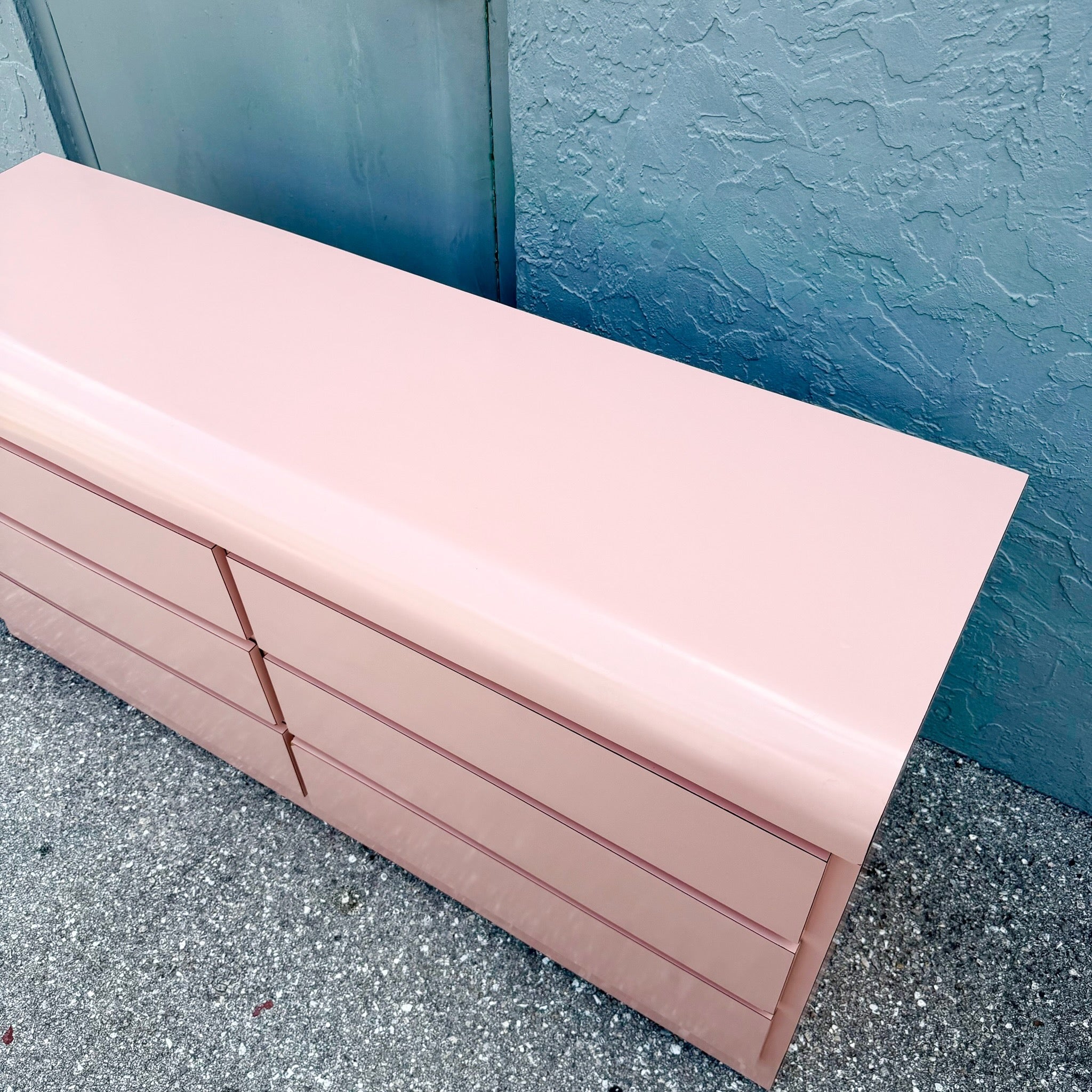 Postmodern Pink Gloss Laminate Waterfall Dresser Dolphin & Flamingo