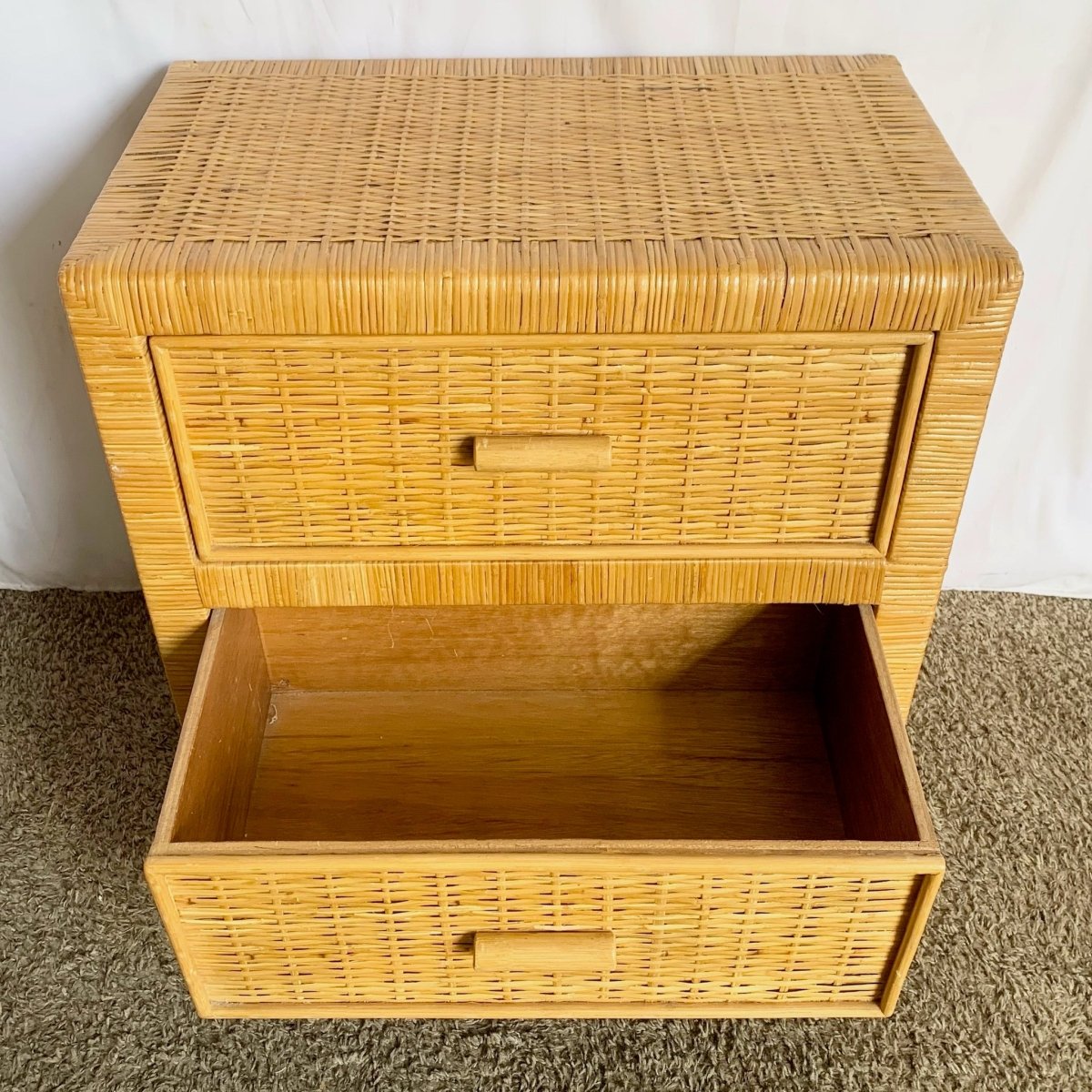 Boho Chic Wicker Nightstand - Dolphin & Flamingo