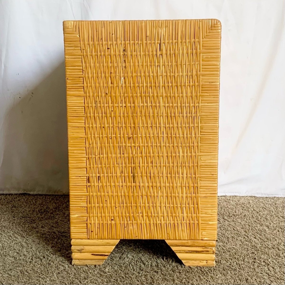 Boho Chic Wicker Nightstand - Dolphin & Flamingo