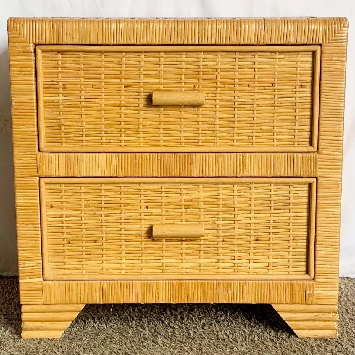 Boho Chic Wicker Nightstand - Dolphin & Flamingo