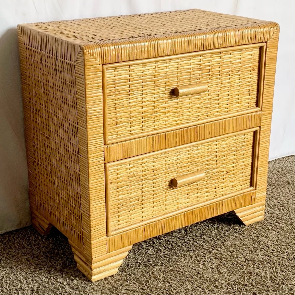Boho Chic Wicker Nightstand - Dolphin & Flamingo