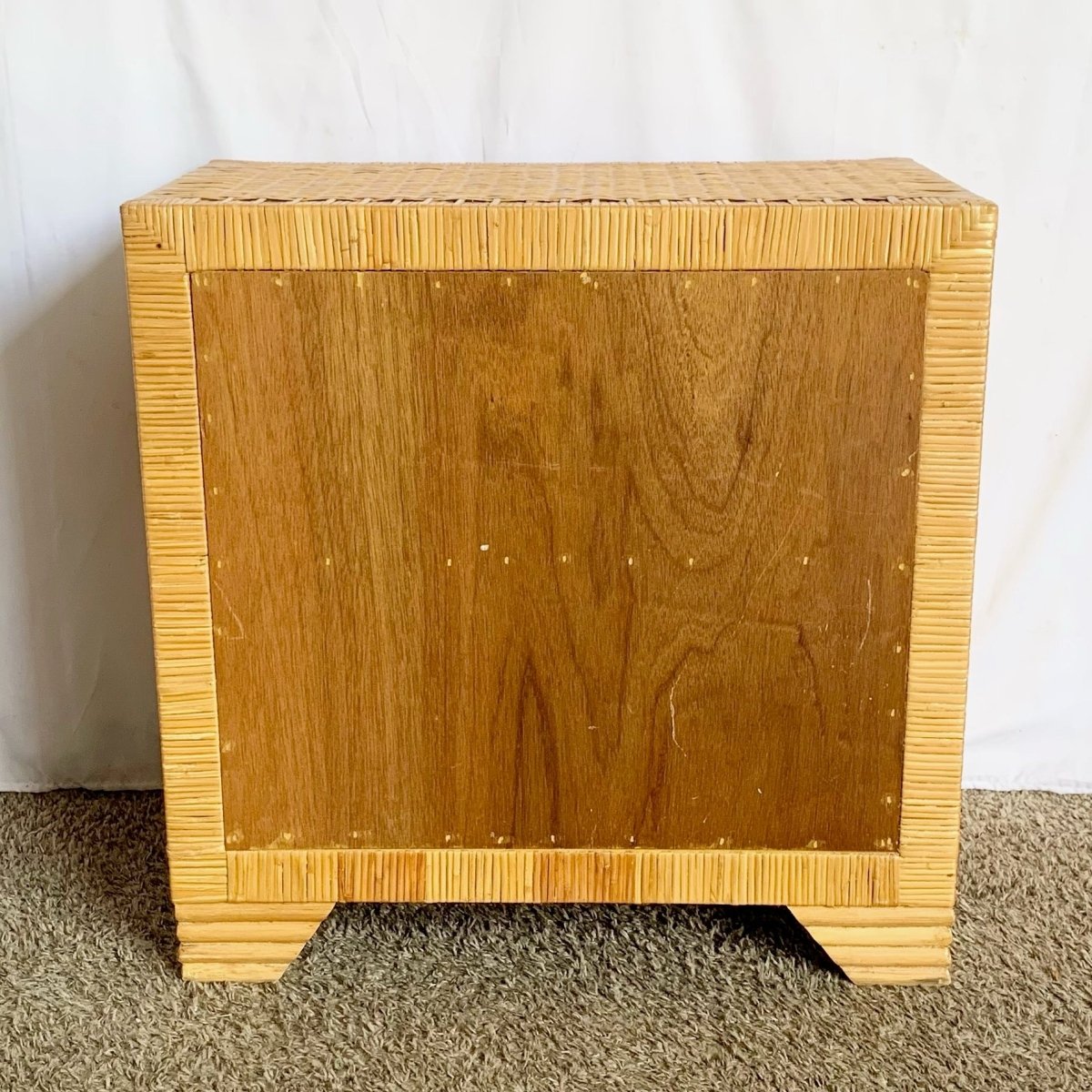 Boho Chic Wicker Nightstand - Dolphin & Flamingo