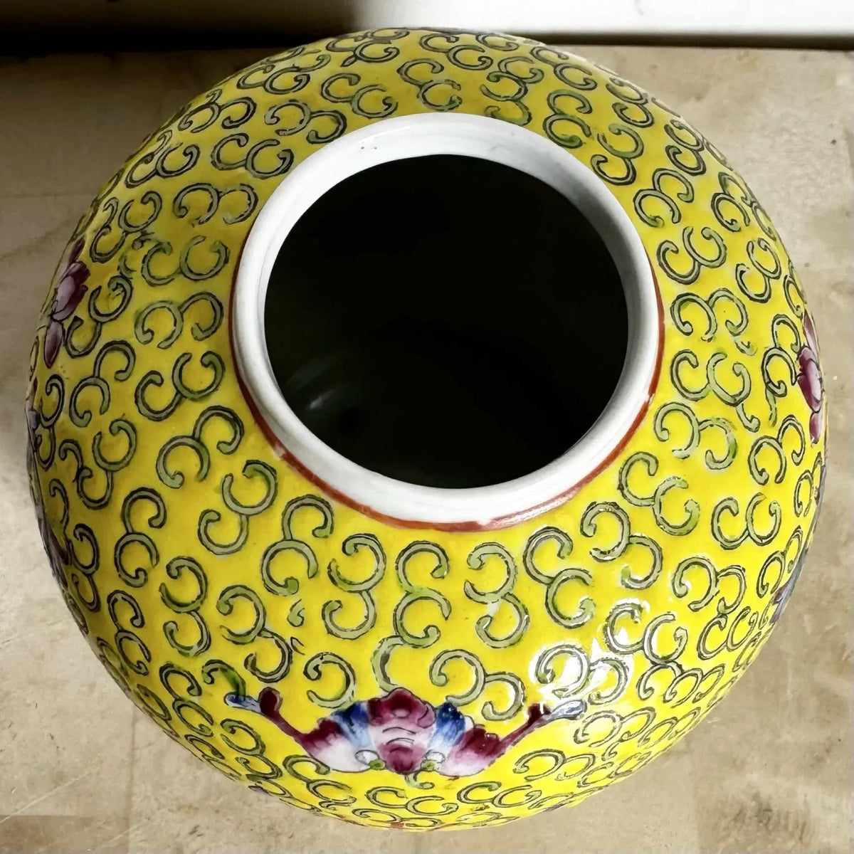 Chinese Famille Rose Porcelain Ginger Jar/Vase - Dolphin & Flamingo