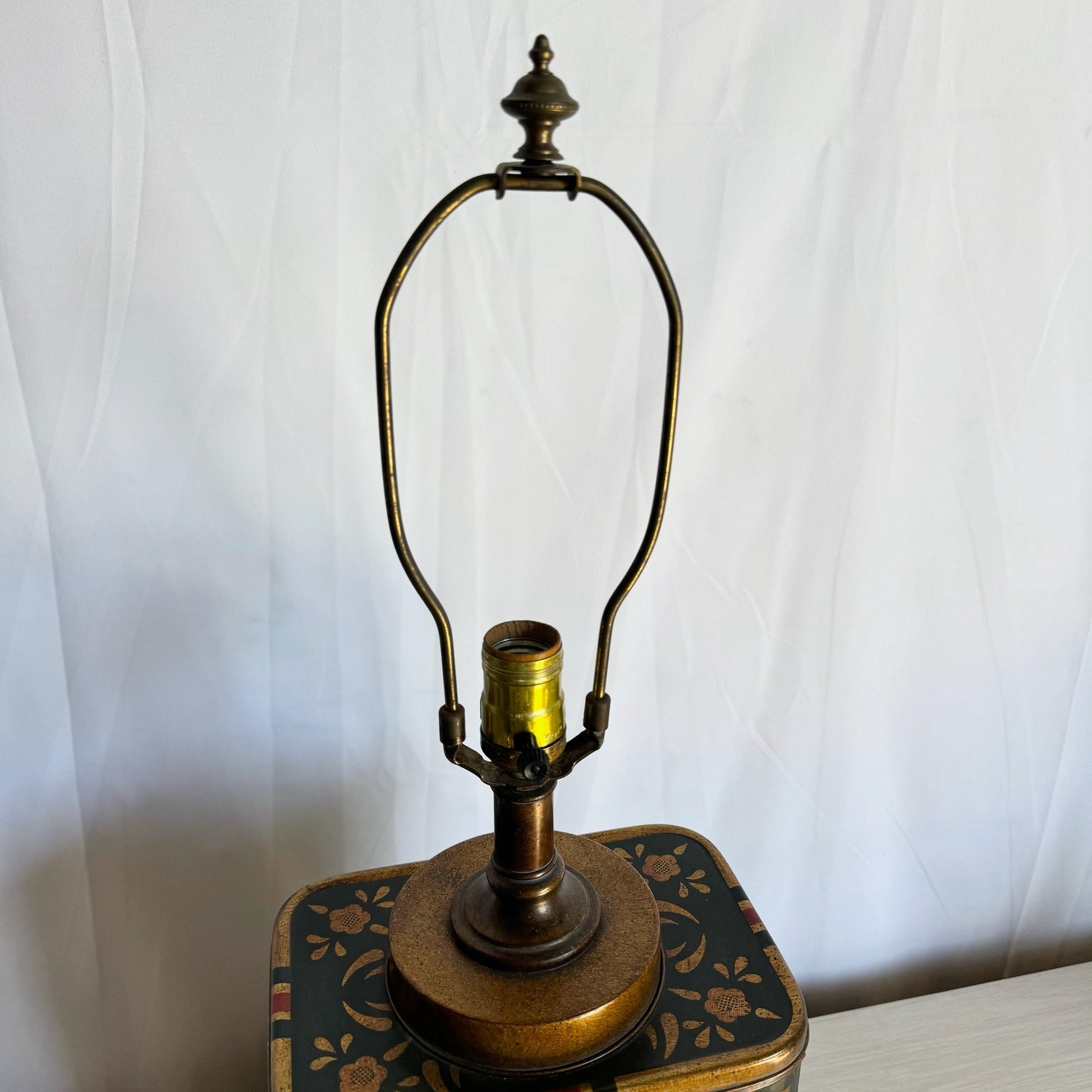 Chinoiserie Tin Can Table Lamp by Frederick Cooper - Dolphin & Flamingo