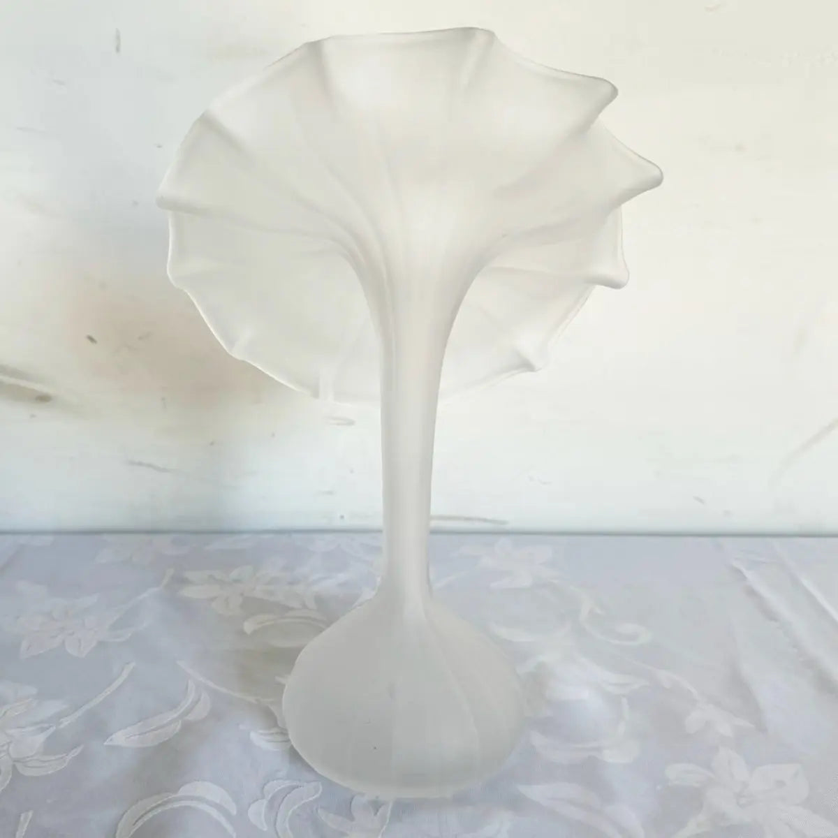 Hand-Blown Glass Jack-in-the-Pulpit Vase – Dolphin & Flamingo