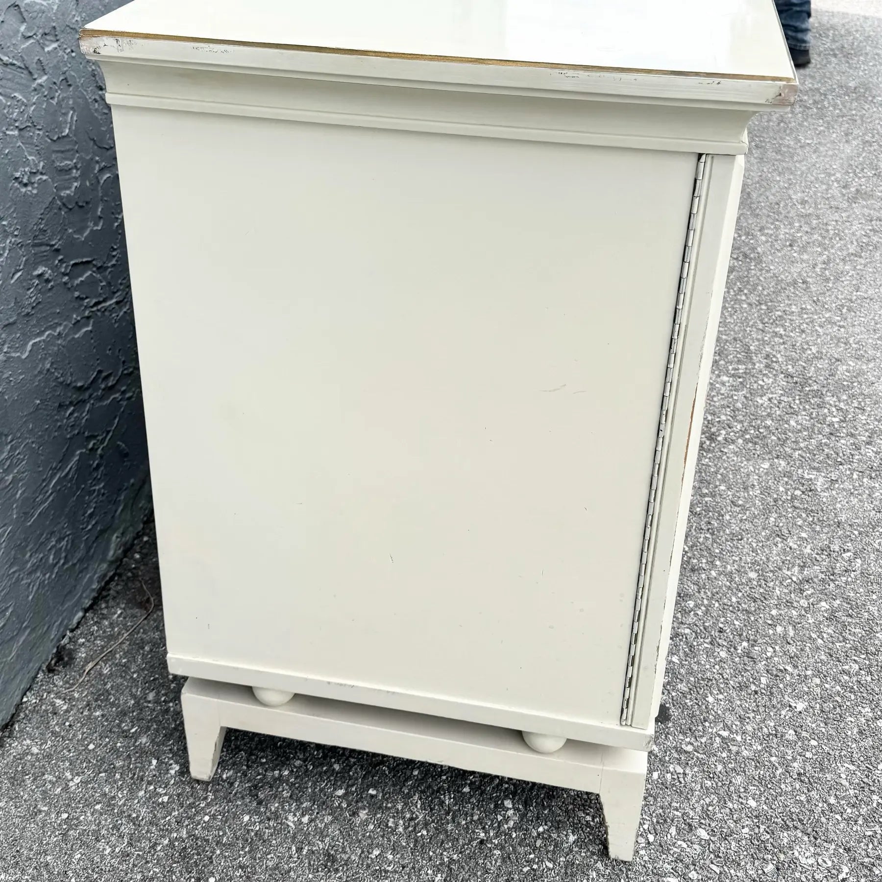 Hollywood Regency White and Gold Credenza by American of Martinsville Dolphin & Flamingo