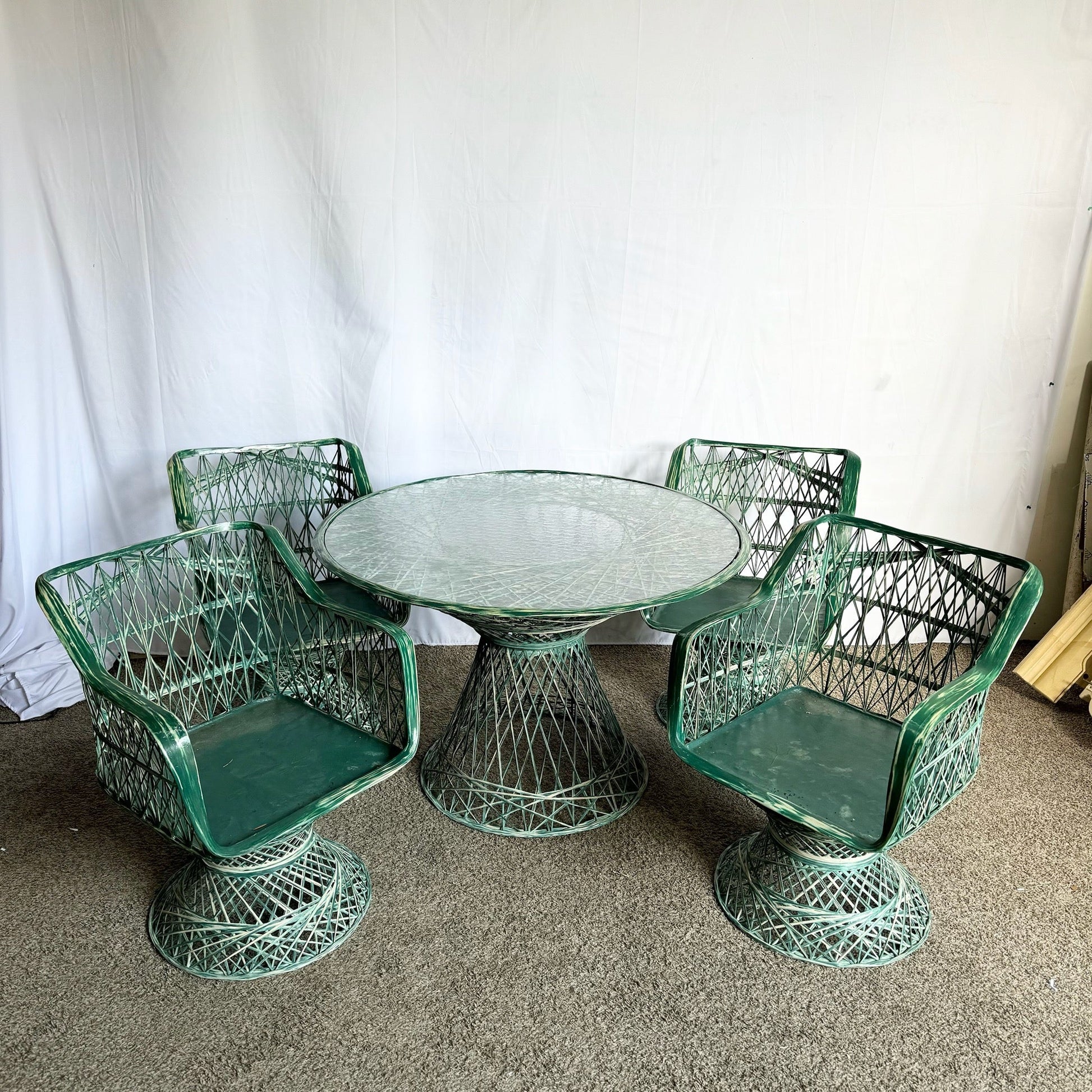 Mid Century Modern Green Spun Fiberglass Dining Set - 5 Pieces - Dolphin & Flamingo