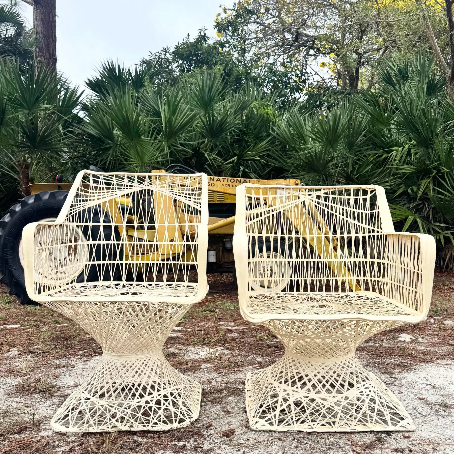 Mid Century Modern Spun Fiberglass Dining Arm Chairs - Set of 4 Dolphin & Flamingo