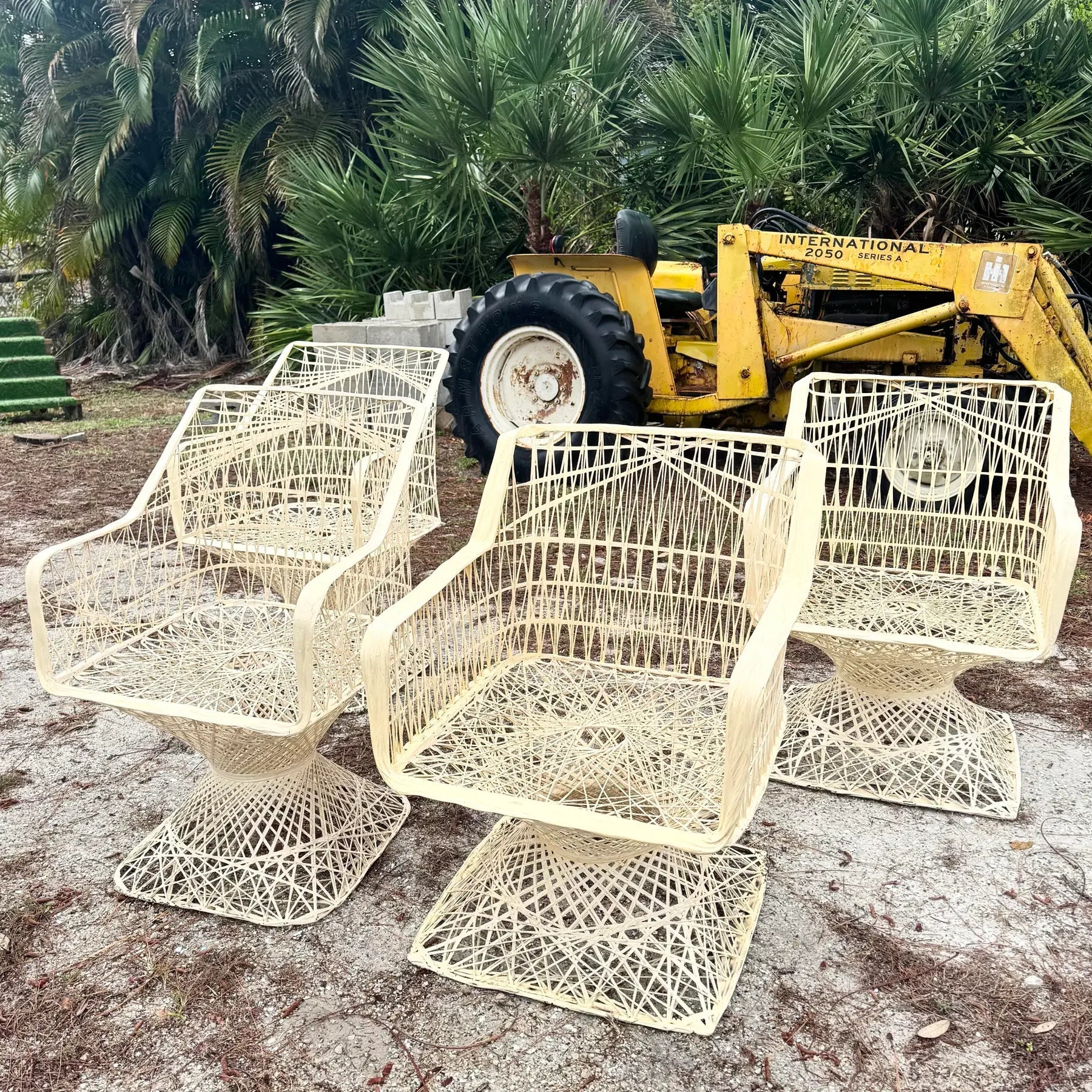 Mid Century Modern Spun Fiberglass Dining Arm Chairs - Set of 4 Dolphin & Flamingo