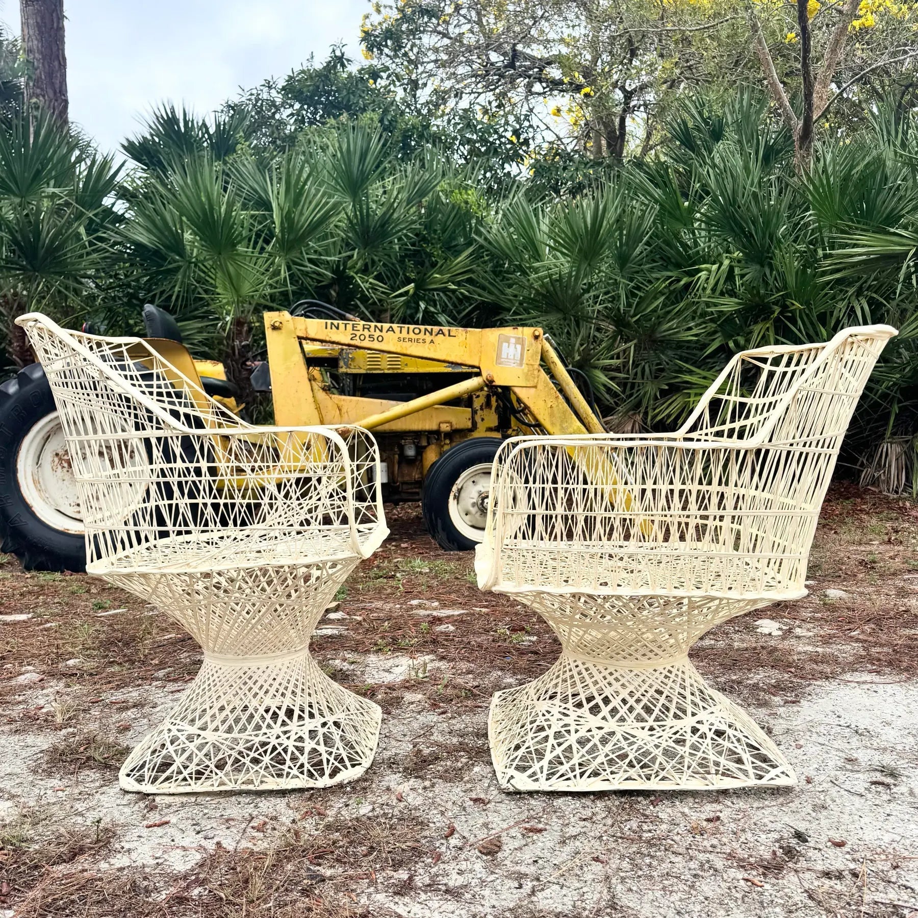 Mid Century Modern Spun Fiberglass Dining Arm Chairs - Set of 4 Dolphin & Flamingo