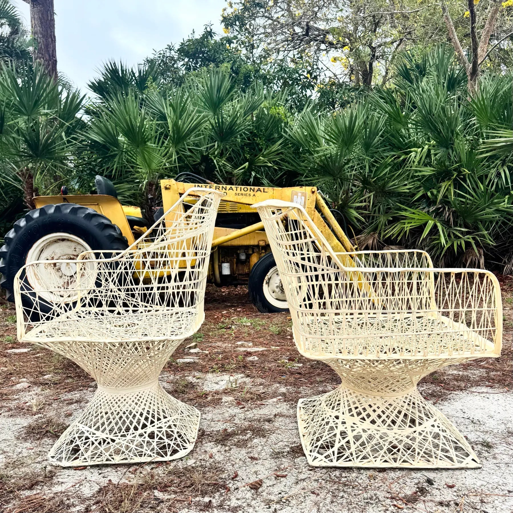 Mid Century Modern Spun Fiberglass Dining Arm Chairs - Set of 4 Dolphin & Flamingo