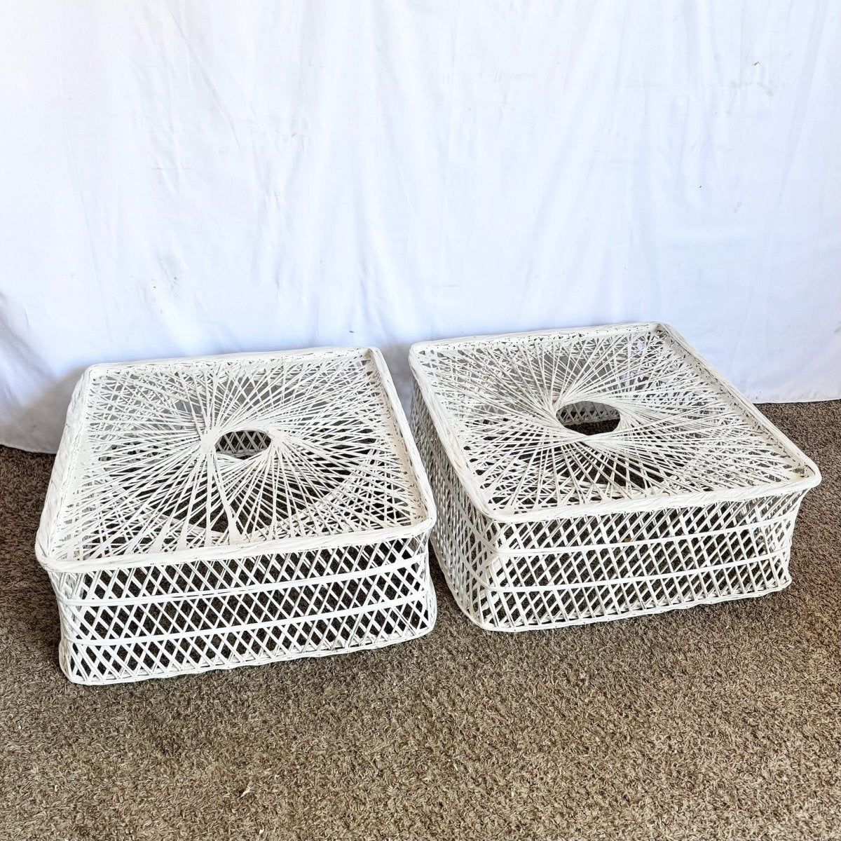 Mid Century Modern Spun Fiberglass Lounge Chairs With Ottomans - 4 Pieces - Dolphin & Flamingo