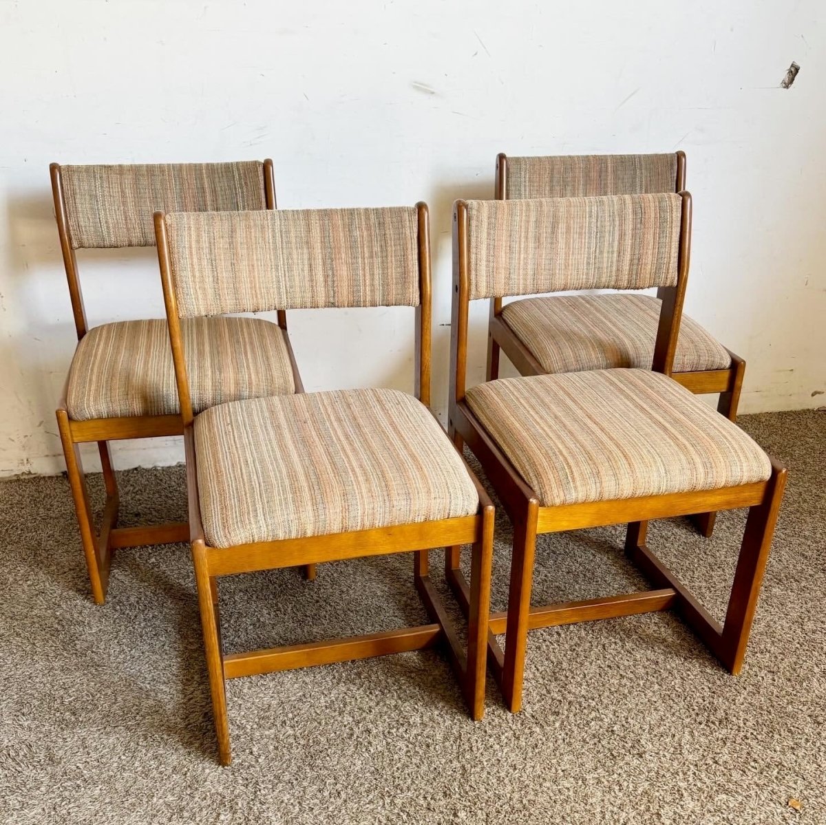 Mid Century Modern Wooden Chairs - Set of 4 - Dolphin & Flamingo