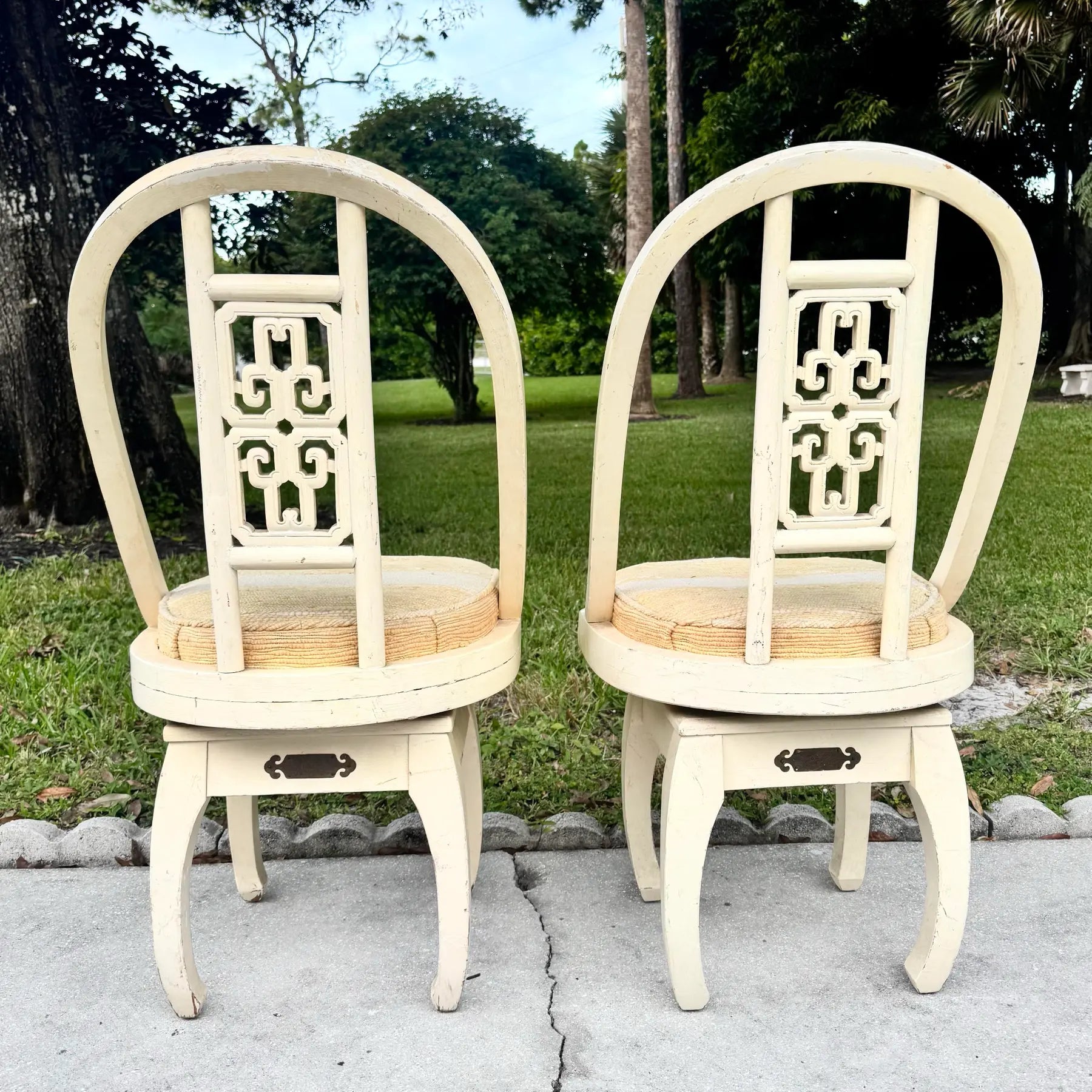 Ming Style Cream Wooden Swivel Dining Chairs - Set of 5