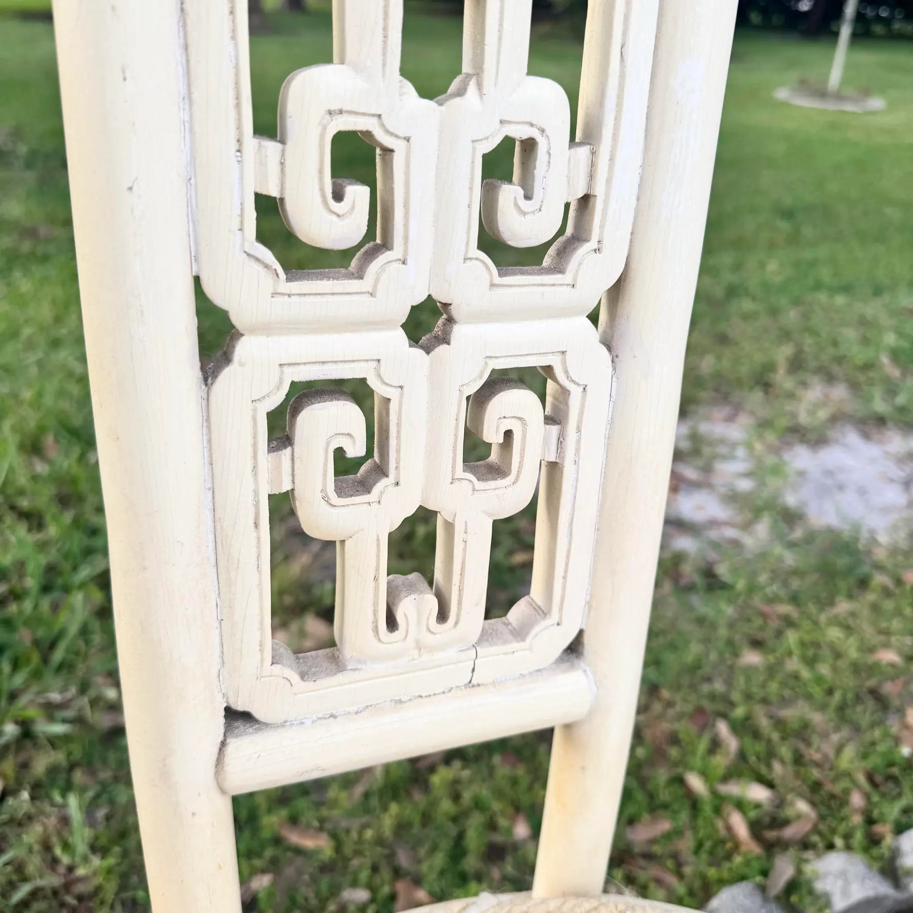 Ming Style Cream Wooden Swivel Dining Chairs - Set of 5