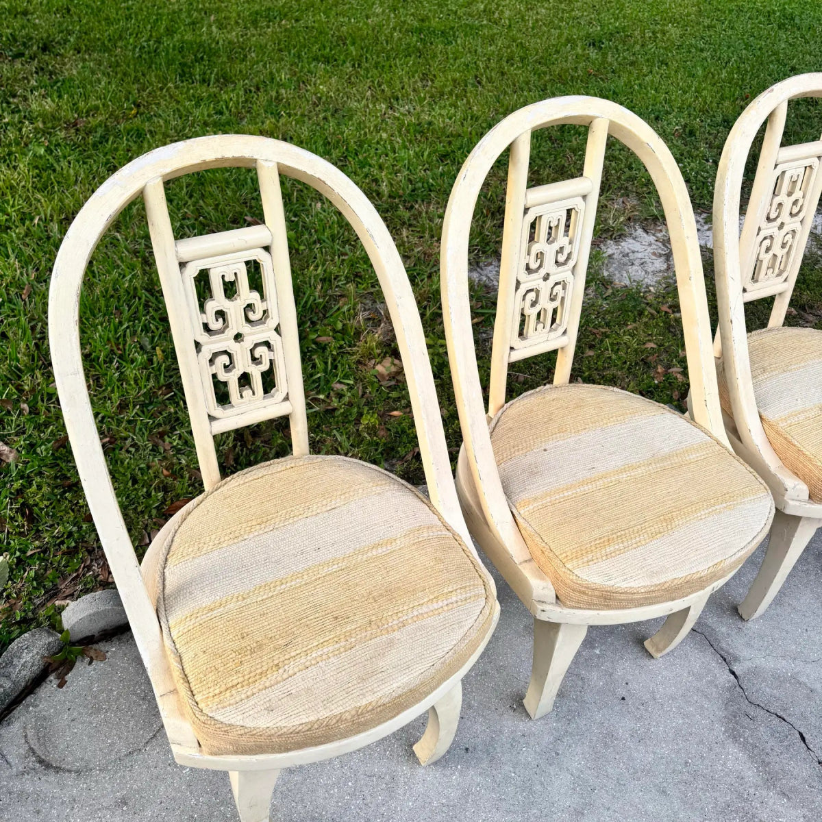 Ming Style Cream Wooden Swivel Dining Chairs - Set of 5 - Dolphin & Flamingo