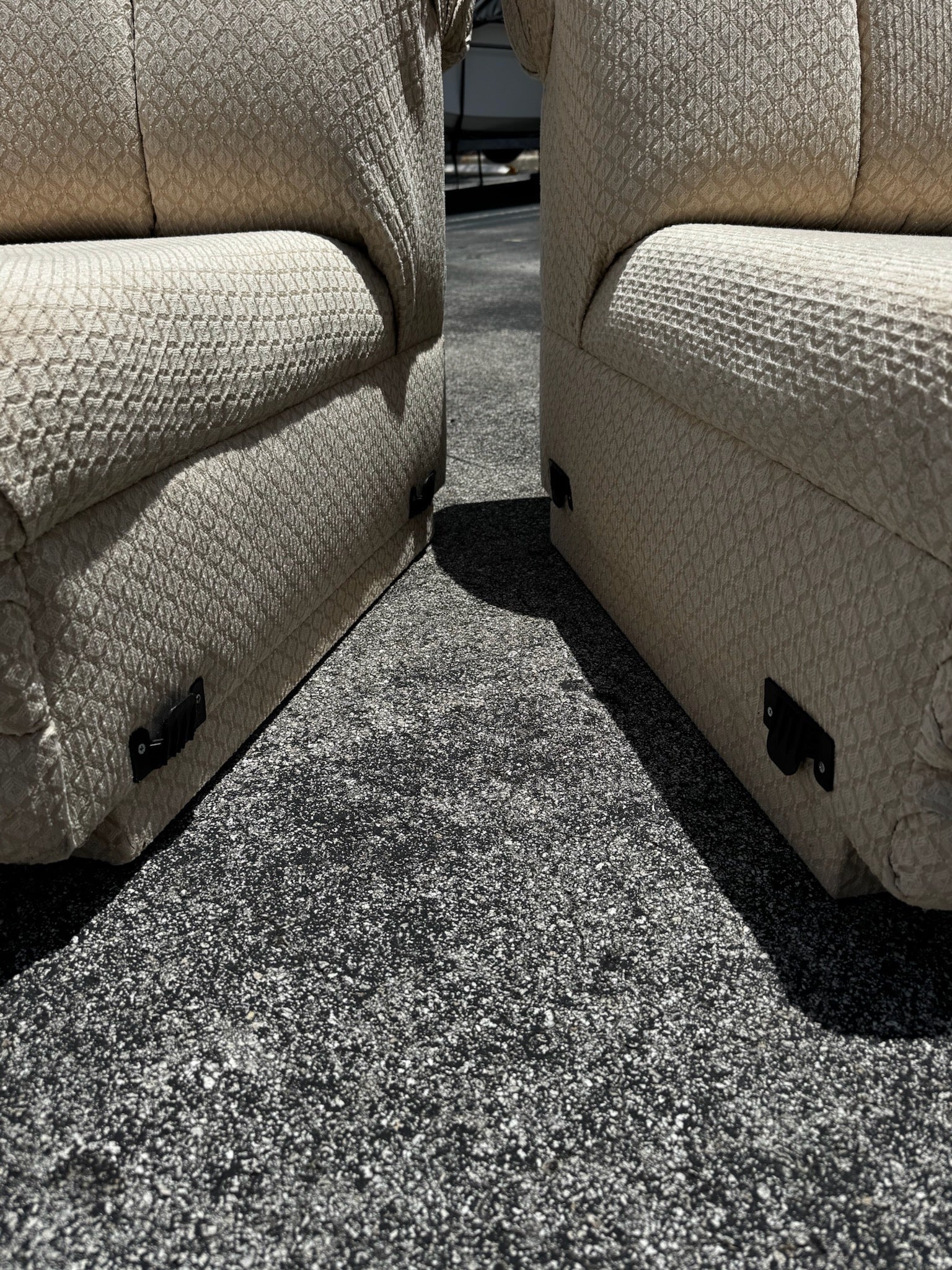 Postmodern Beige Scalloped Sectional Sofa - Dolphin & Flamingo