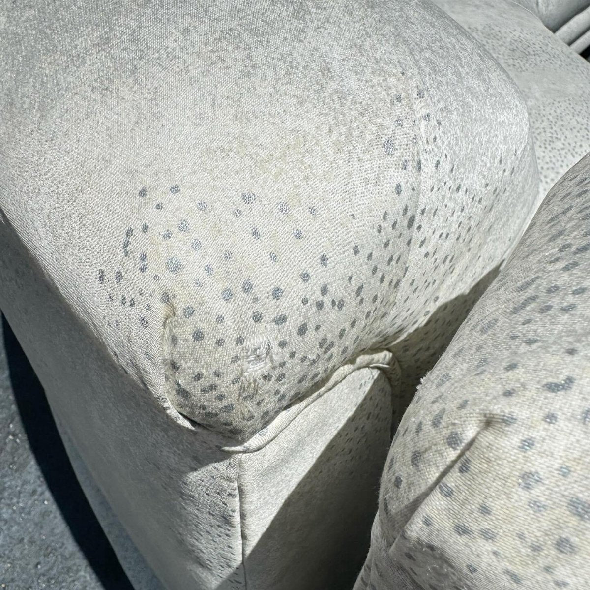 Postmodern Grey Sculpted Sectional Sofa With Ottomans by Bernhardt - Dolphin & Flamingo