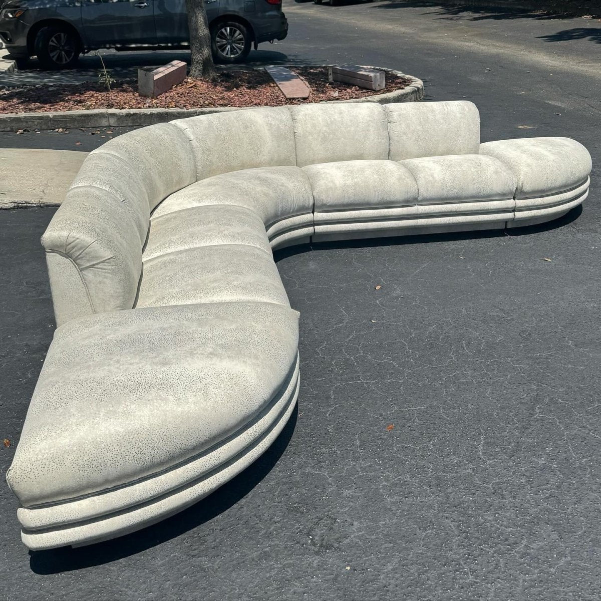 Postmodern Grey Sculpted Sectional Sofa With Ottomans by Bernhardt - Dolphin & Flamingo