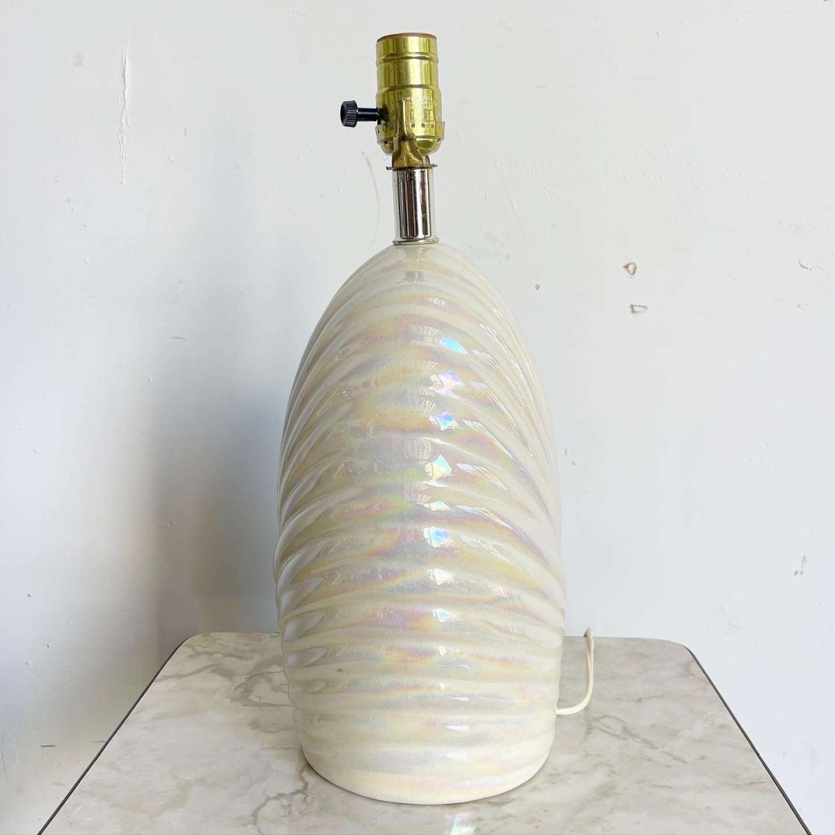 Postmodern Iridescent White Scalloped Table Lamp - Dolphin & Flamingo