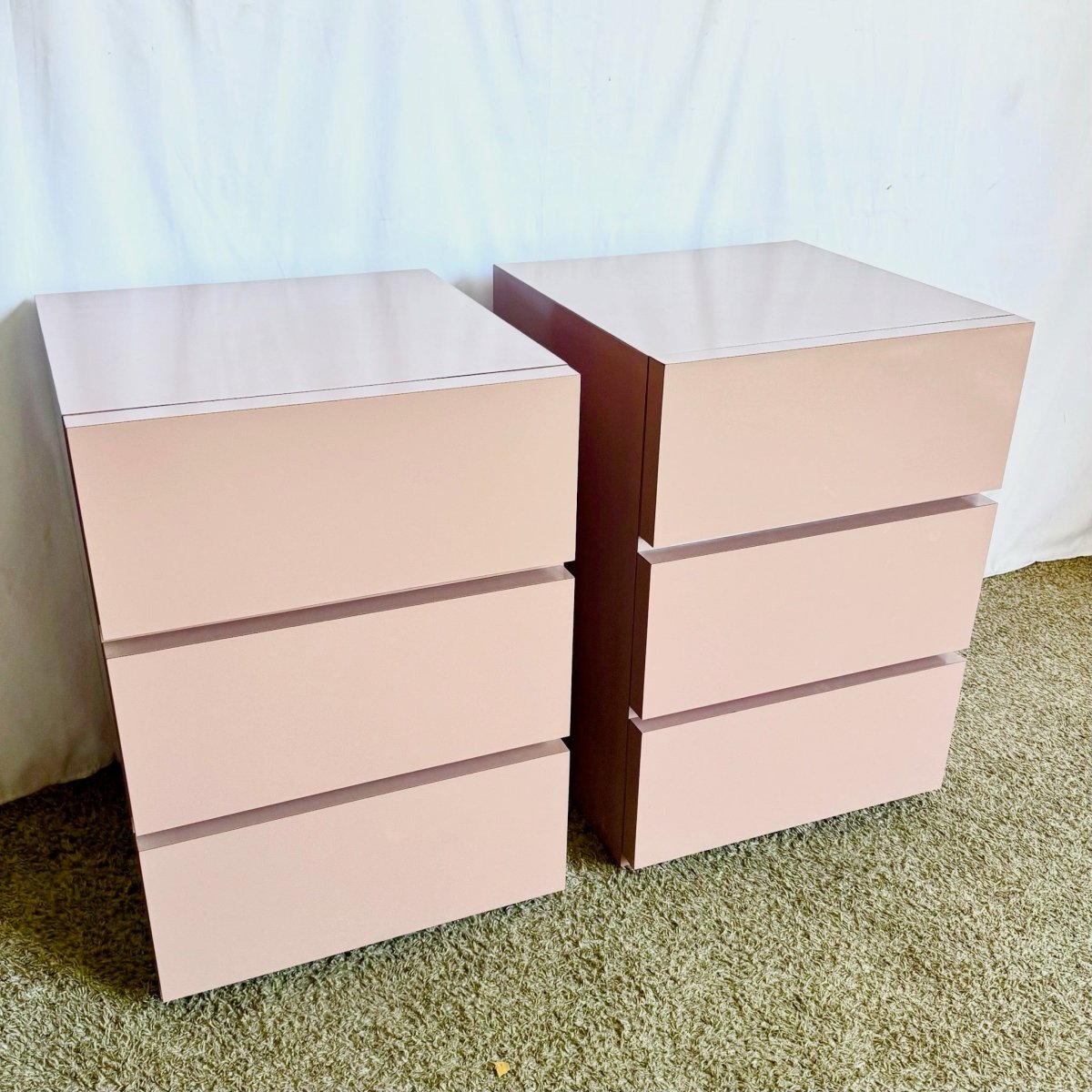 Postmodern Mauve Lacquer Laminate Cubic Commodes/Chests of Drawers/Nightstands - Dolphin & Flamingo