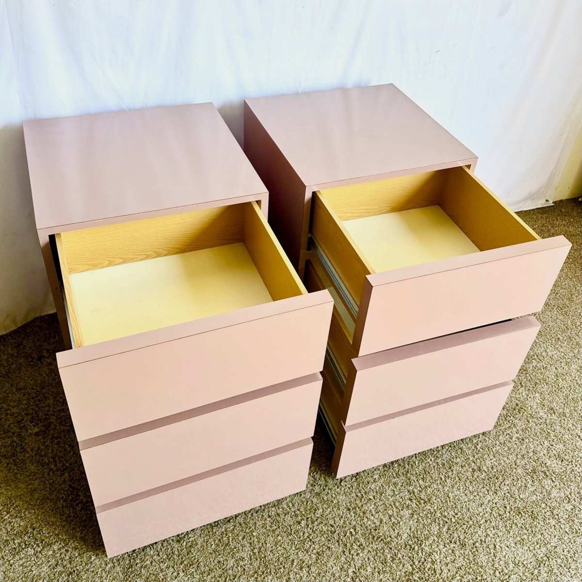 Postmodern Mauve Lacquer Laminate Cubic Commodes/Chests of Drawers/Nightstands - Dolphin & Flamingo