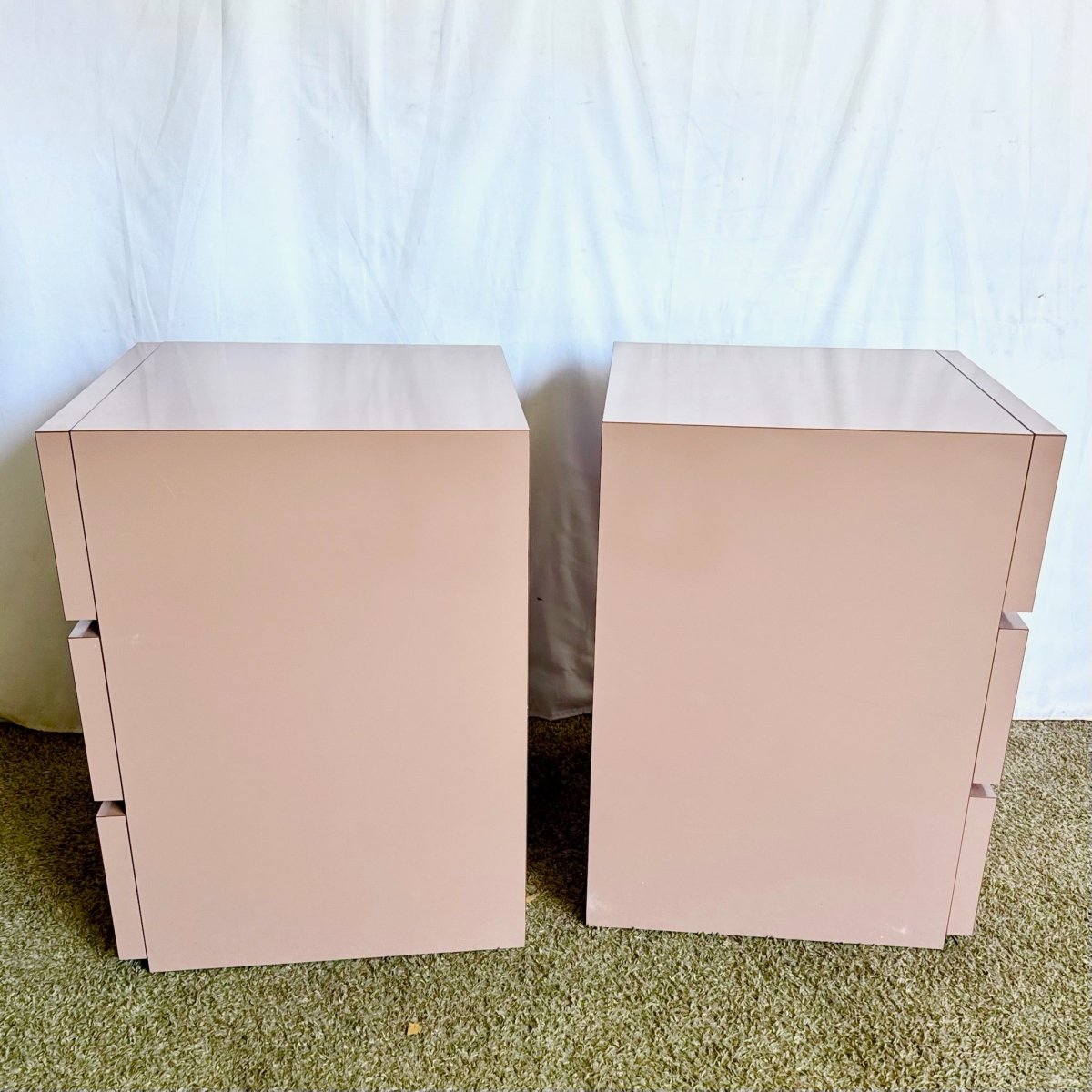 Postmodern Mauve Lacquer Laminate Cubic Commodes/Chests of Drawers/Nightstands - Dolphin & Flamingo
