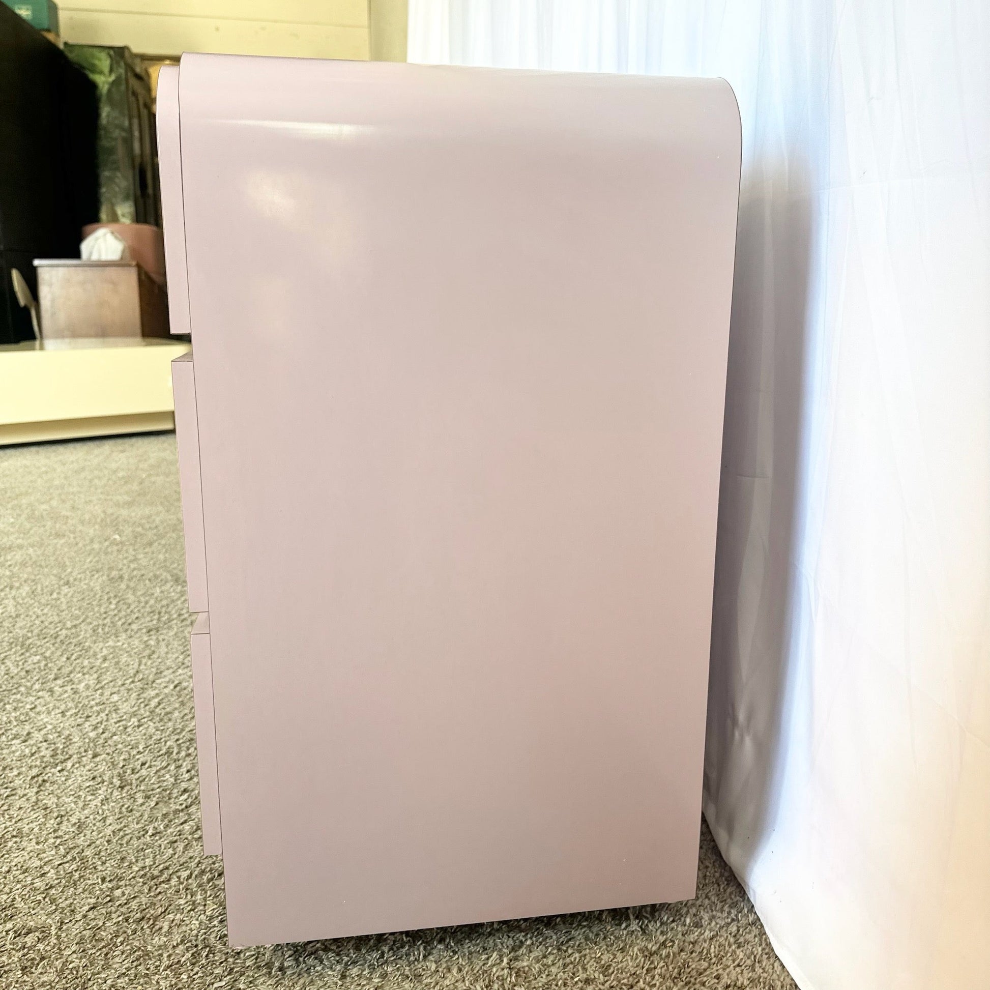 Postmodern Mauve Lacquer Laminate Waterfall Dresser With Lucite Handles - Dolphin & Flamingo